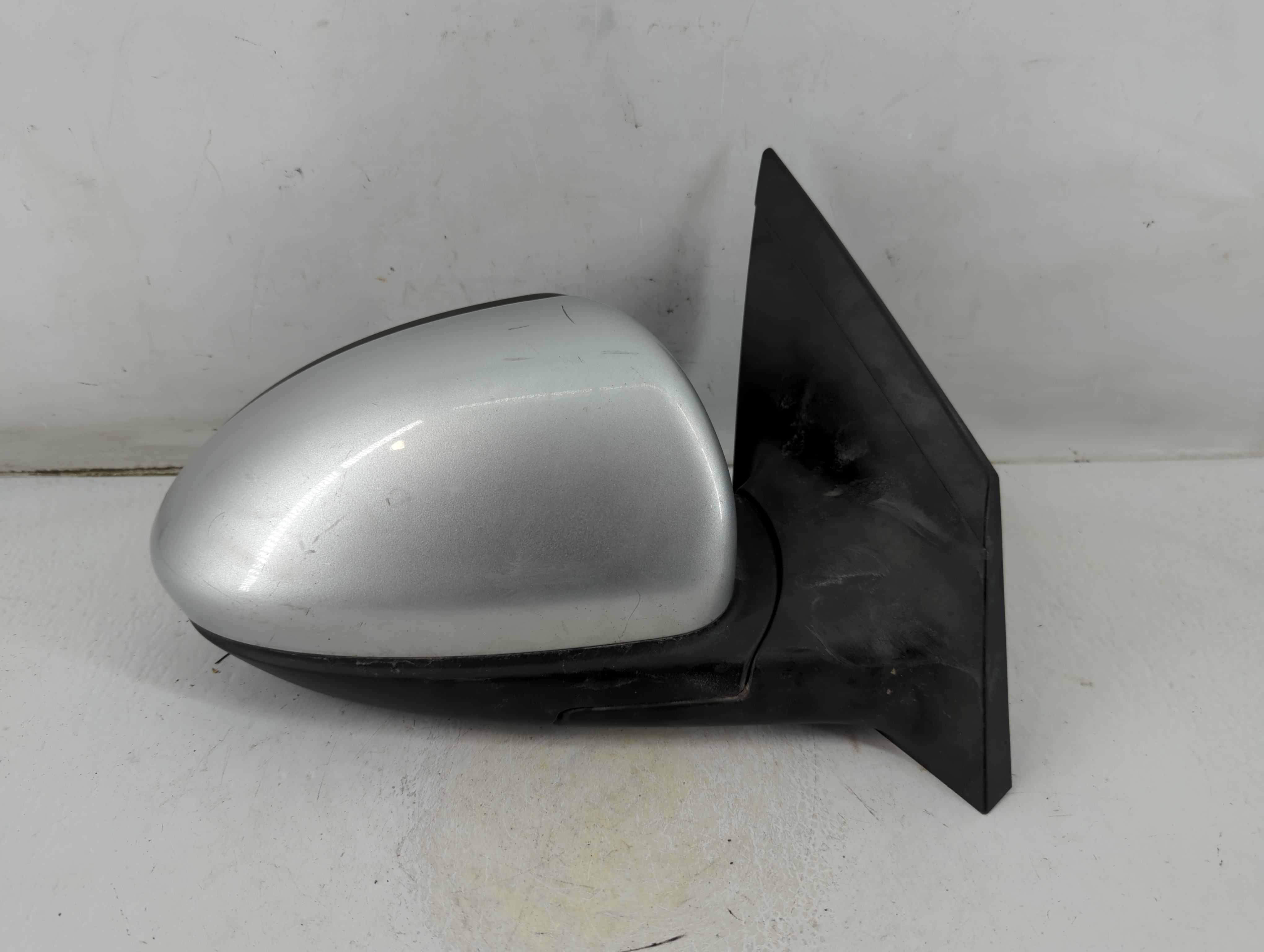 2011-2016 Chevrolet Cruze Passenger Right Side View Power Door Mirror 1048322 - Oemusedautoparts1.com