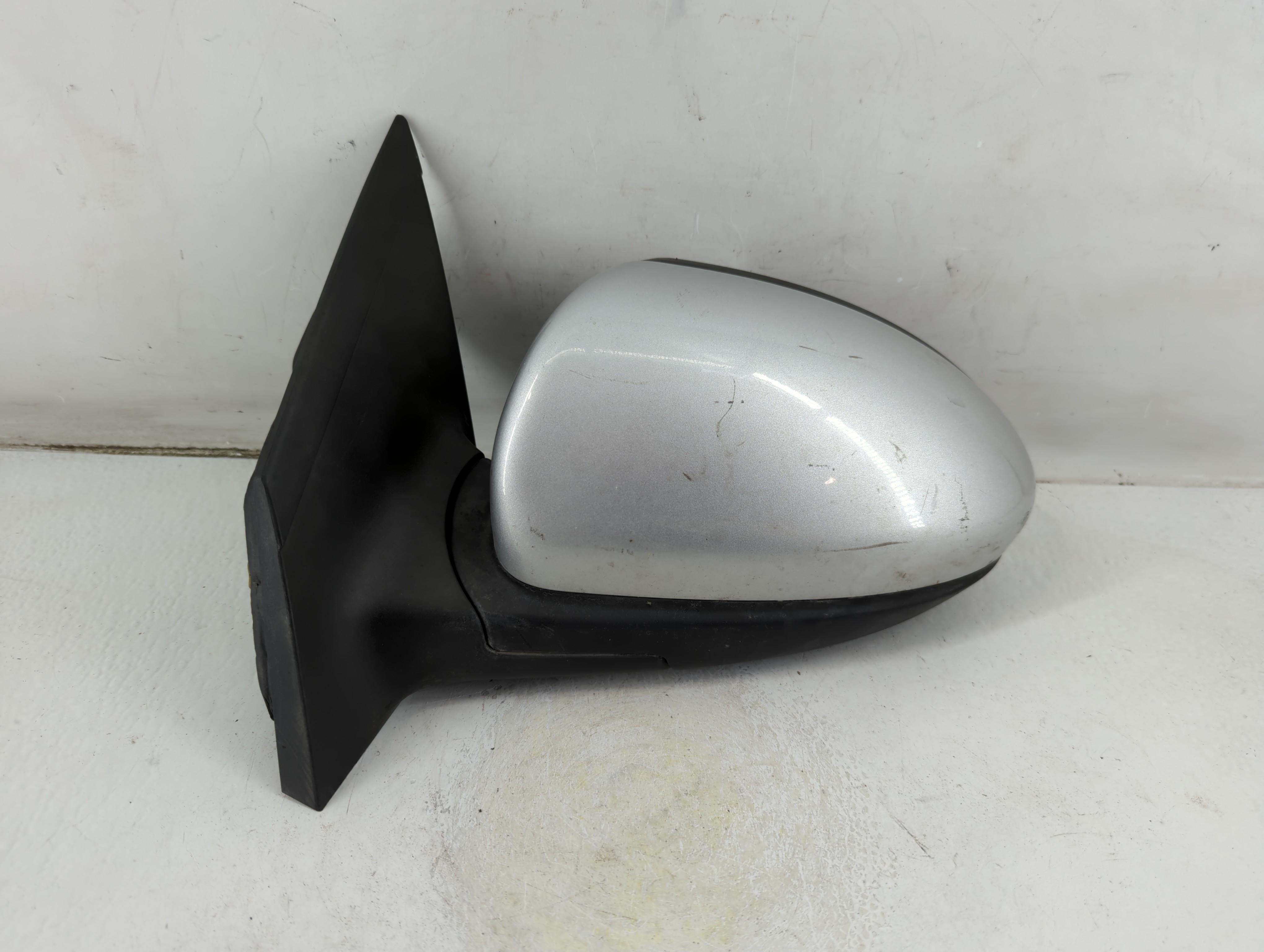 2011-2014 Chevrolet Cruze Driver Left Side View Power Door Mirror Gray 1048333 - Oemusedautoparts1.com