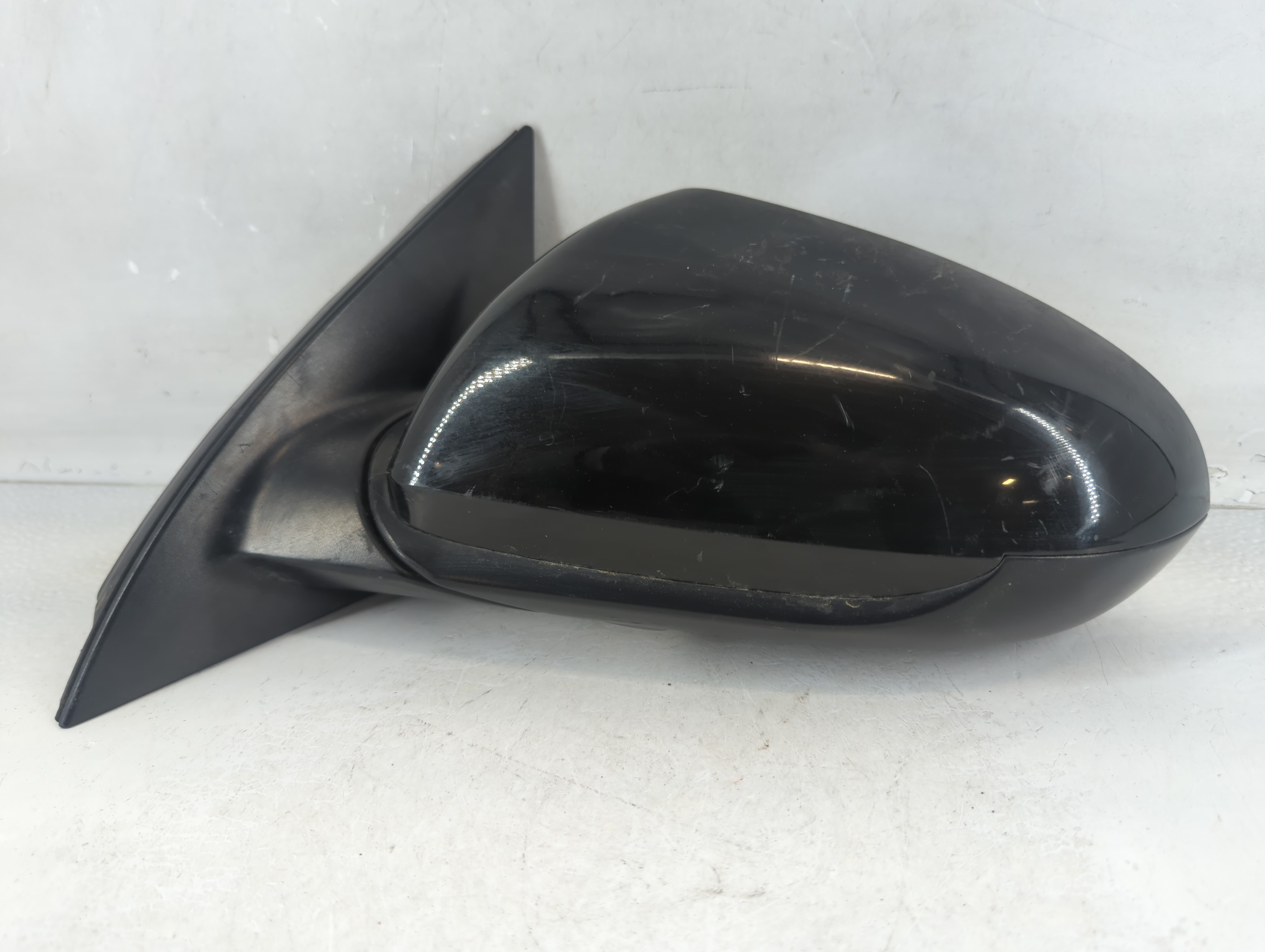 2018-2020 Hyundai Elantra Gt Driver Left Side View Power Door Mirror 1048378 - Oemusedautoparts1.com