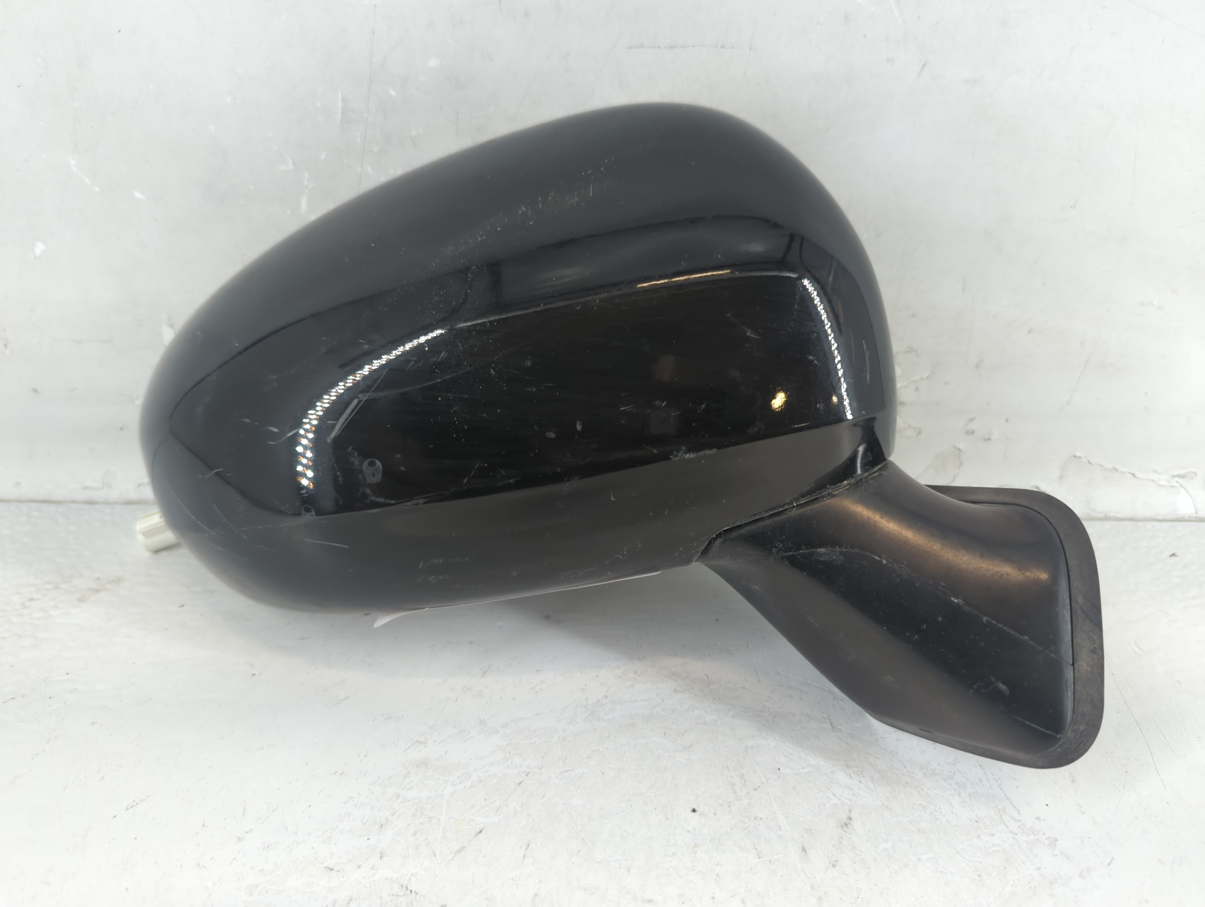 2010-2015 Toyota Prius Passenger Right Side View Power Door Mirror Black 1048381 - Oemusedautoparts1.com