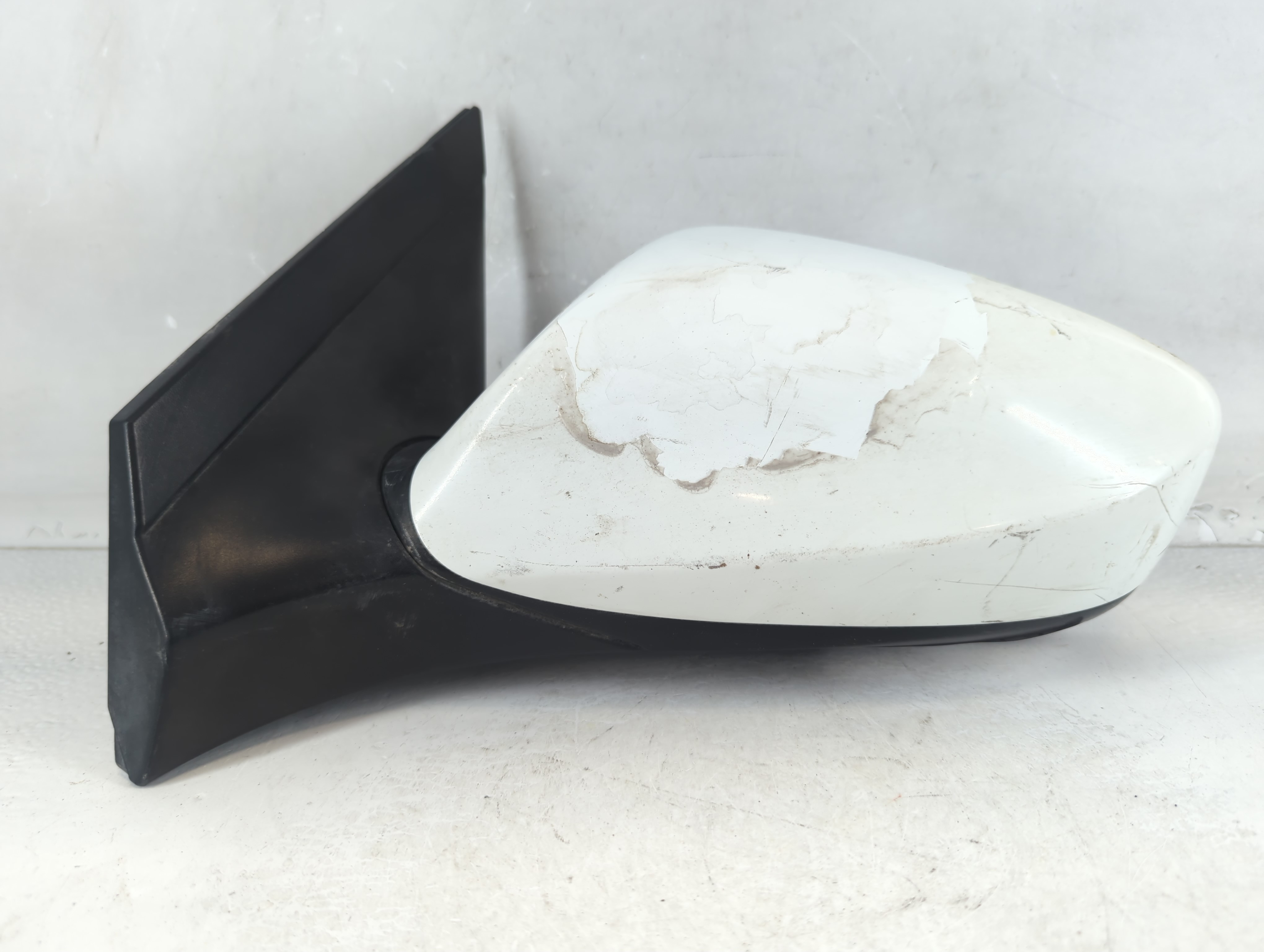 2014-2017 Hyundai Accent Driver Left Side View Power Door Mirror White 1048385 - Oemusedautoparts1.com