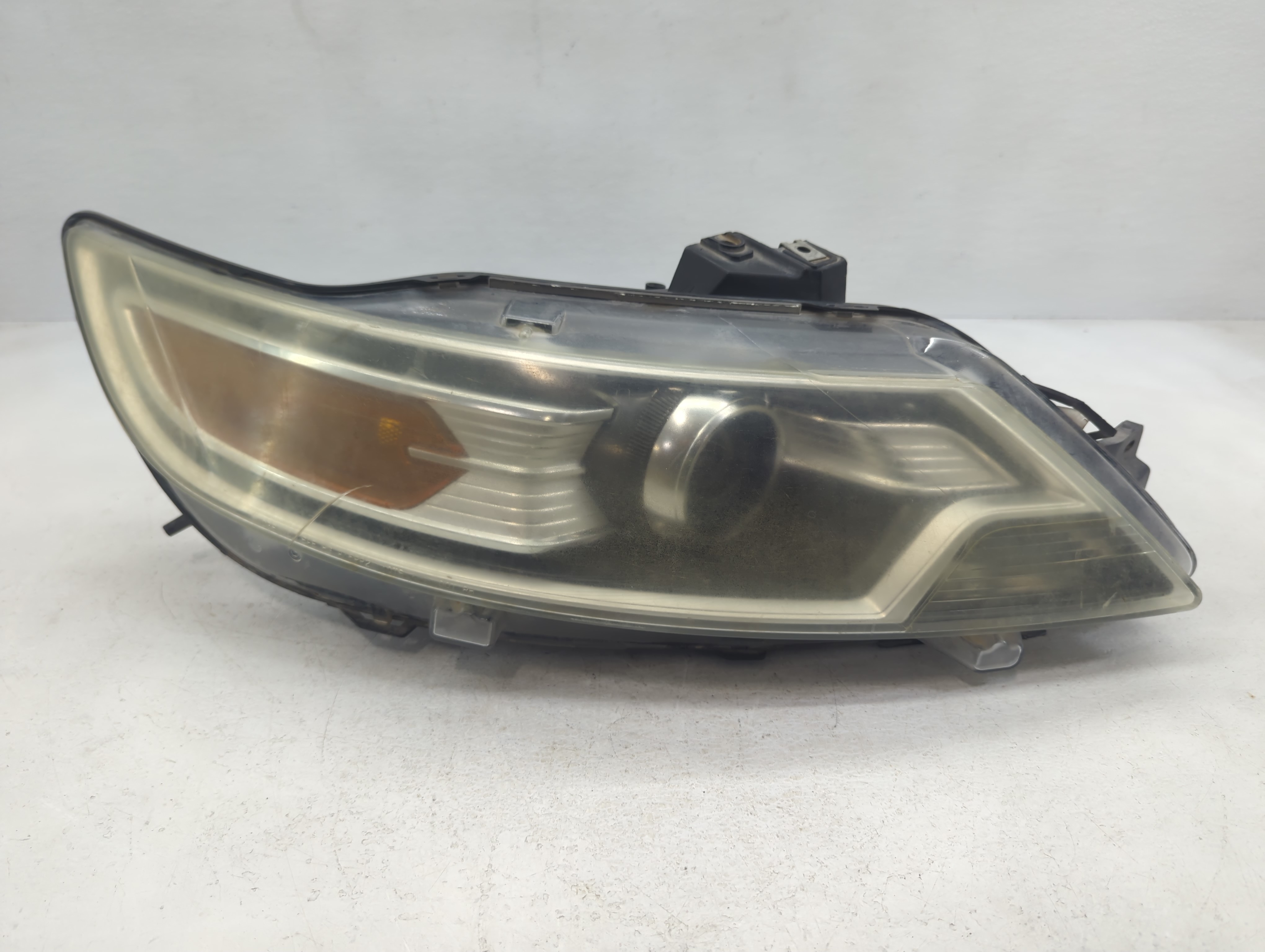 Picture of 2010-2012 Ford Taurus Passenger Right Oem Head Light Headlight Lamp 1048394