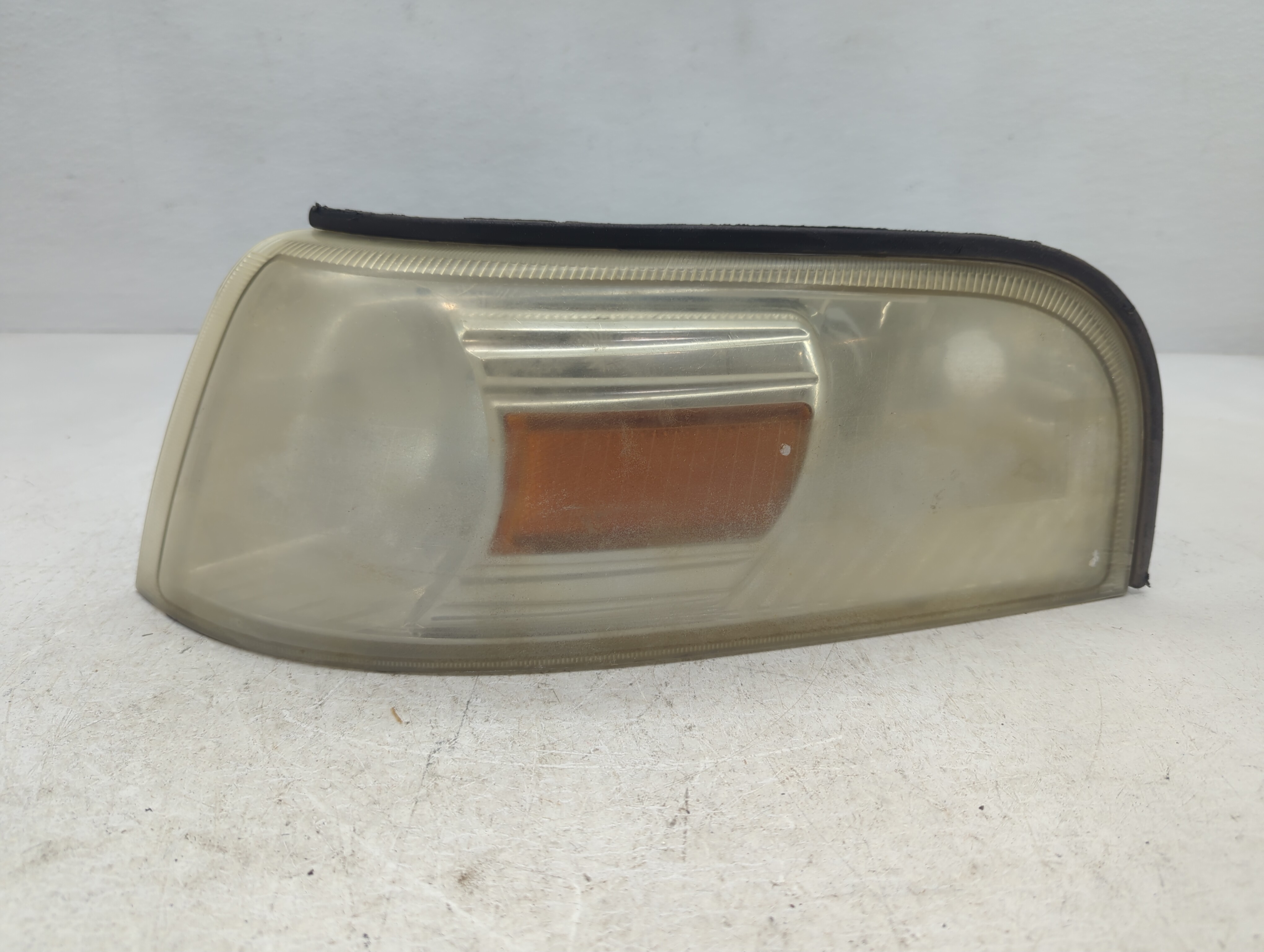 Picture of 2006 Mercury Grand Marquis Passenger Right Oem Head Light Headlight Lamp 1048401