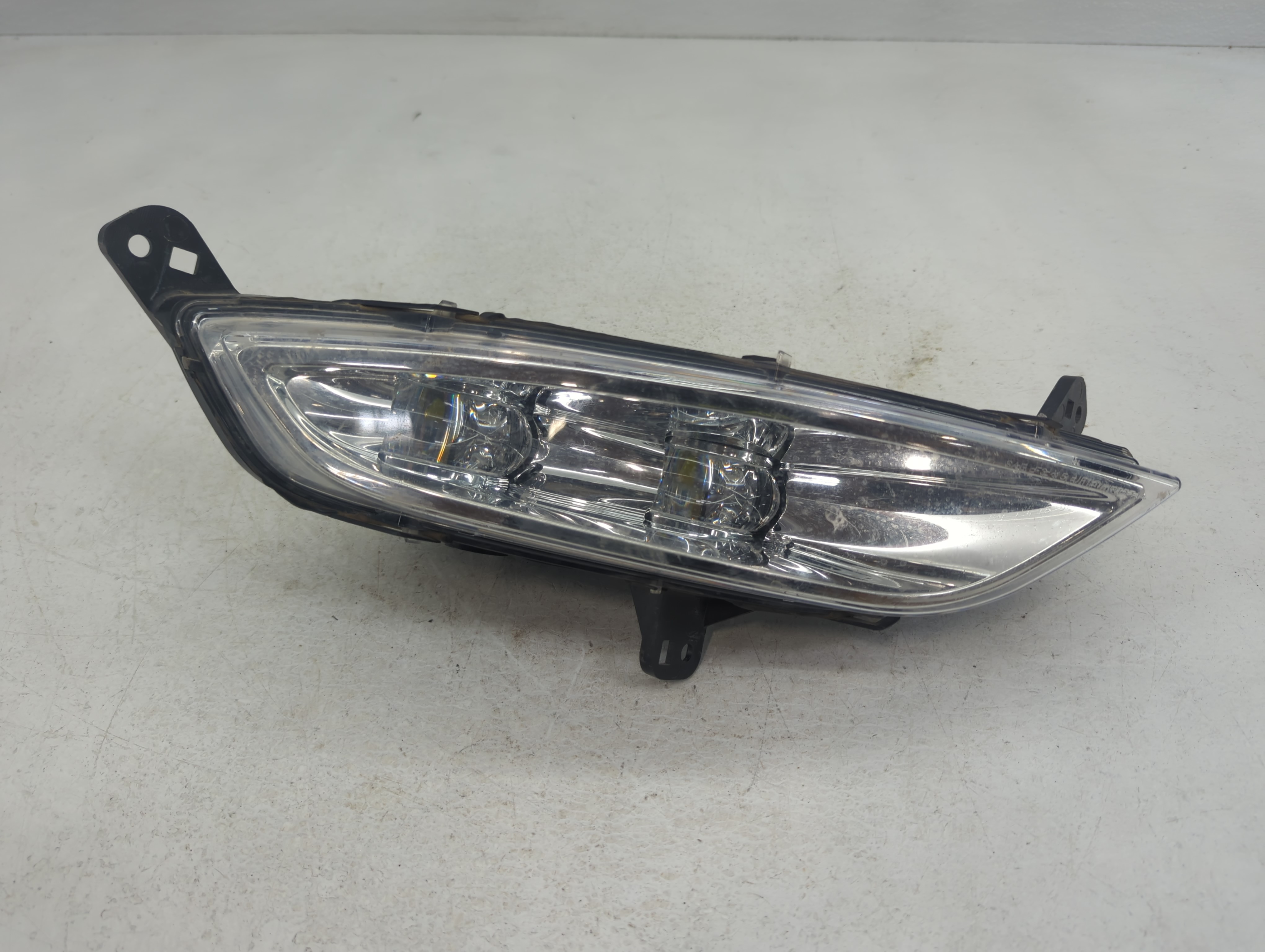 2015-2016 Chrysler 200 Passenger Right Oem Front Light Lamp 1048412 - Oemusedautoparts1.com