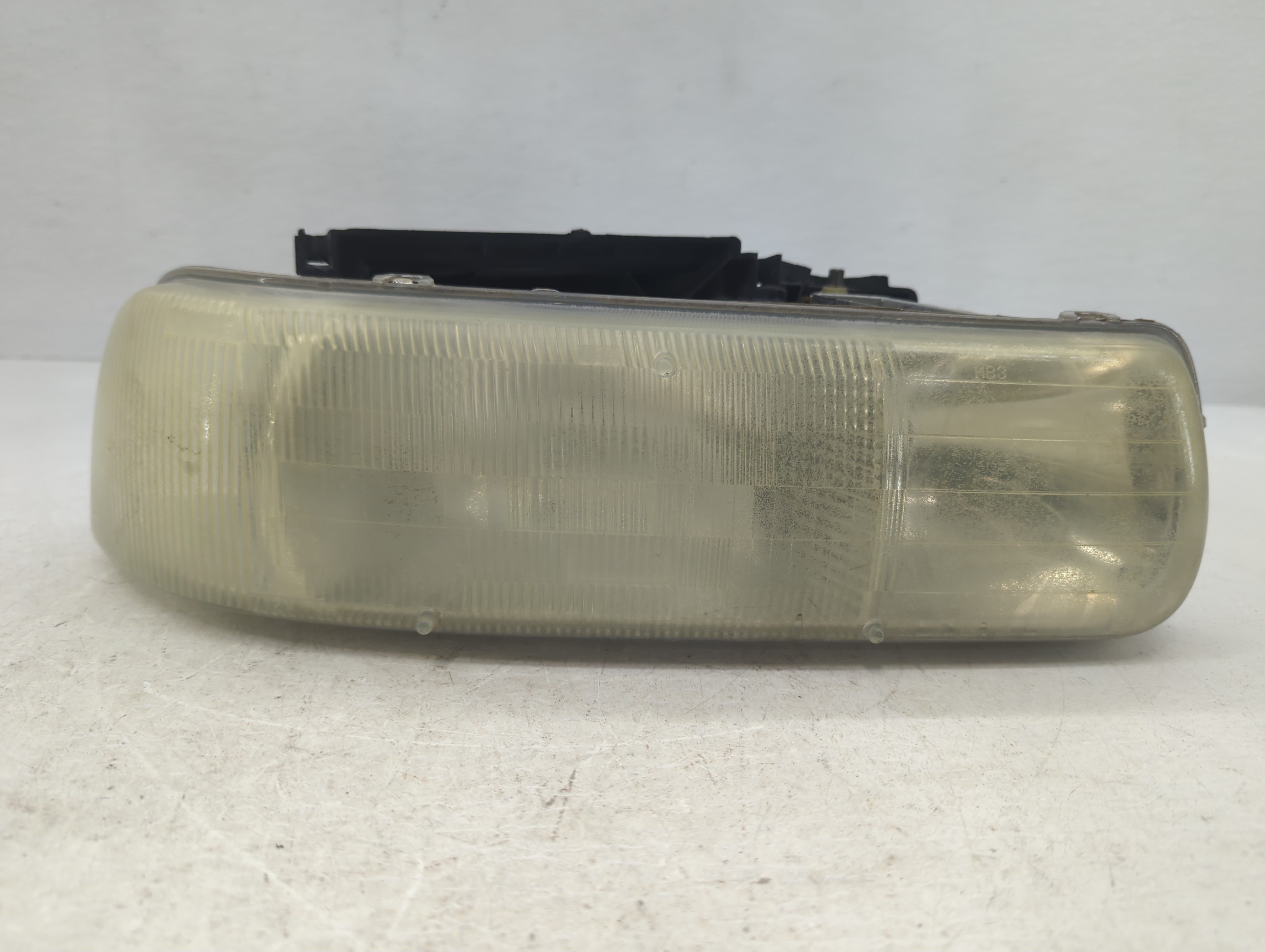 1999 Chevrolet Silverado 1500 Passenger Right Oem Head Light Headlight Lamp 1048415 - Oemusedautoparts1.com