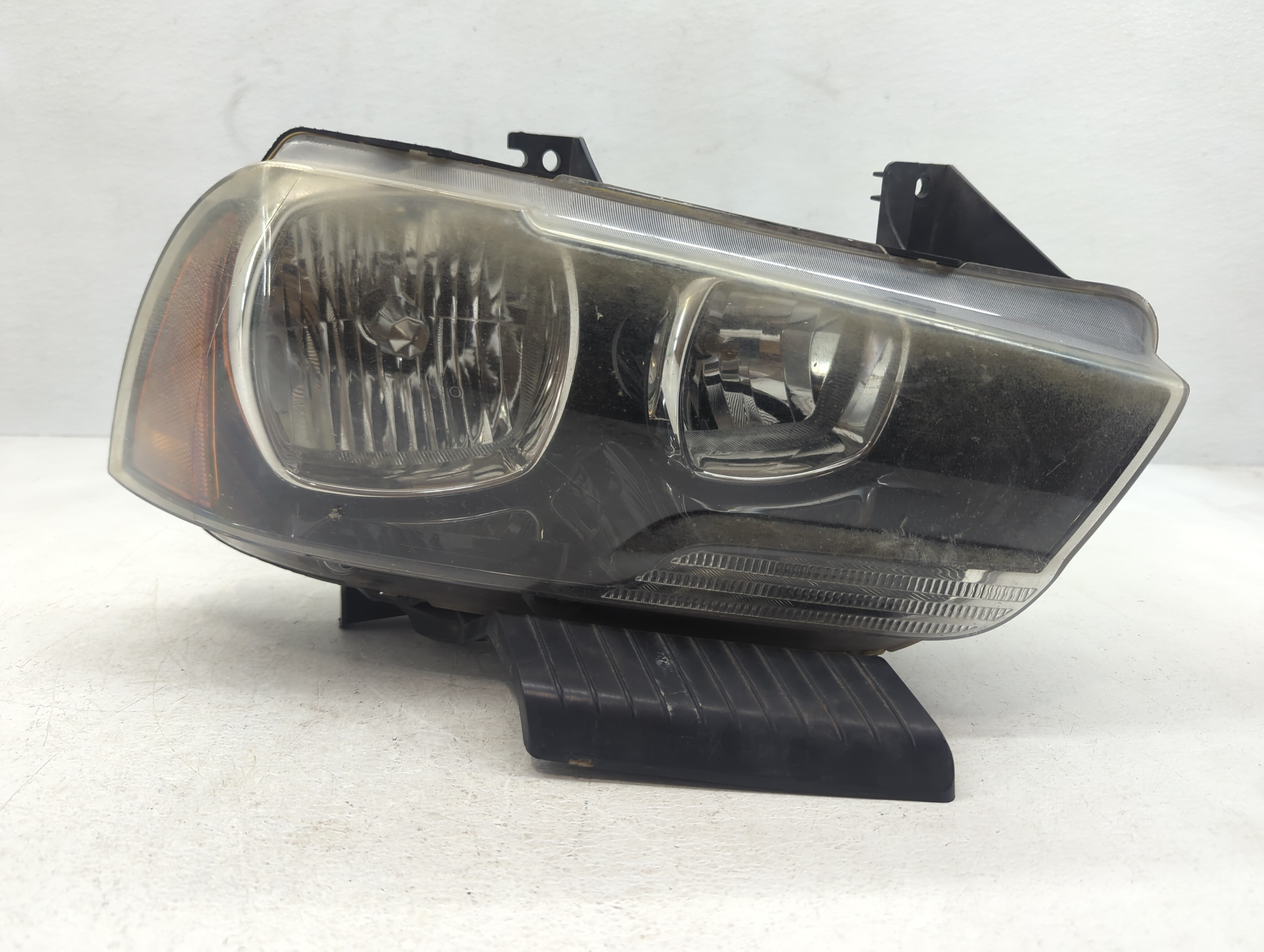 2011-2014 Dodge Charger Passenger Right Oem Head Light Headlight Lamp 1048417 - Oemusedautoparts1.com