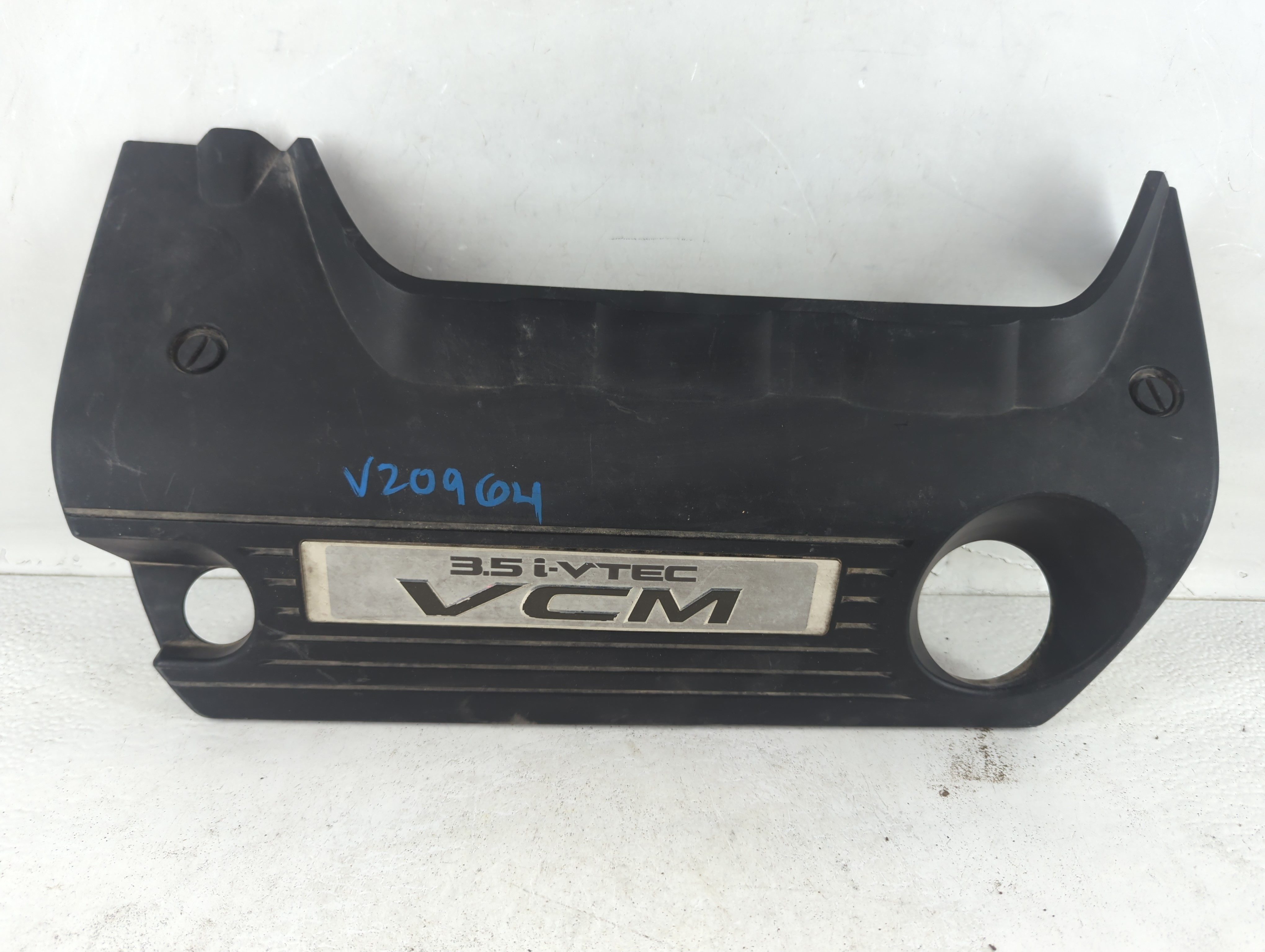 2009 Honda Accord Engine Cover 1048436 - Oemusedautoparts1.com