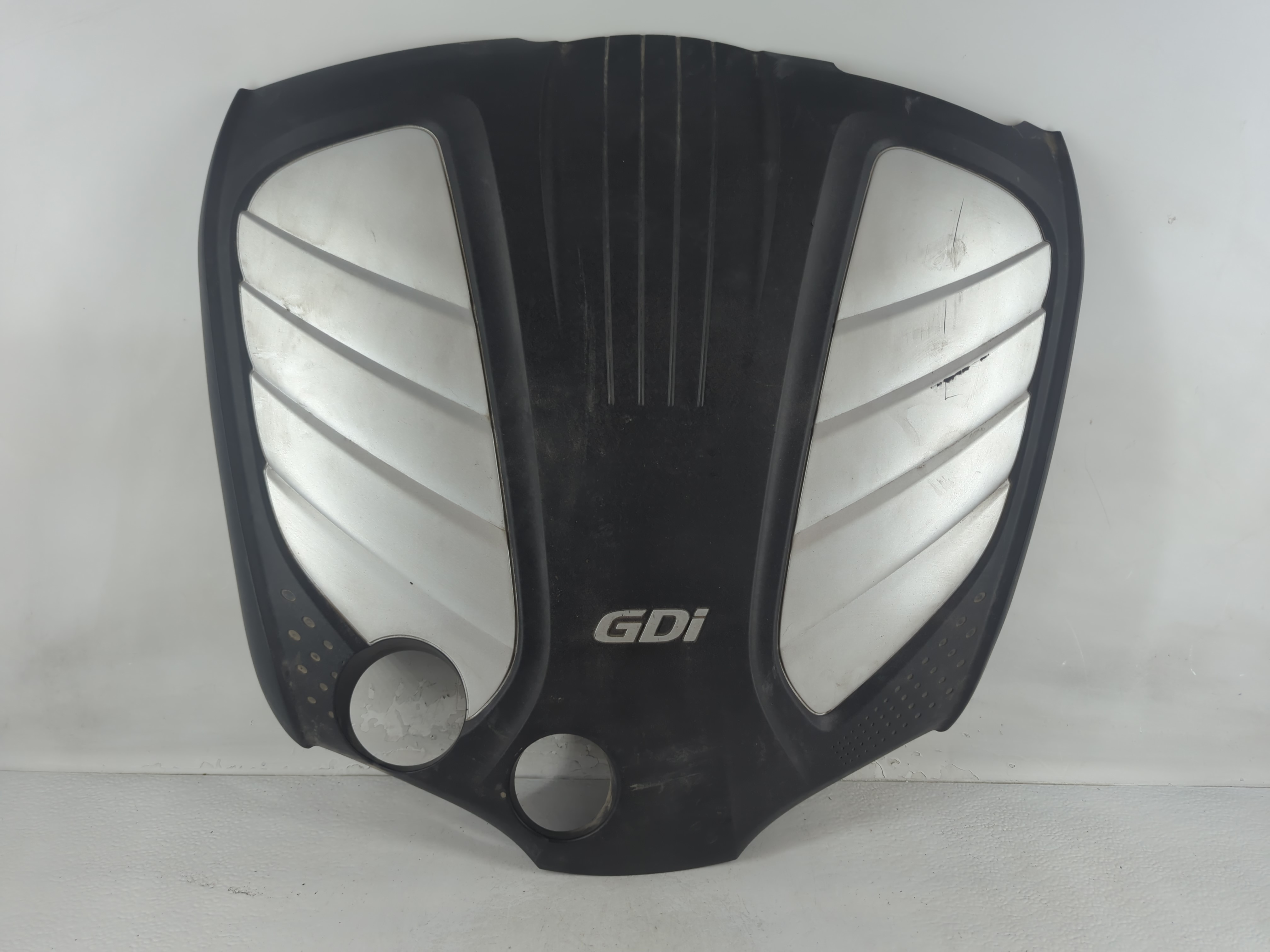 2015 Kia Cadenza Engine Cover 1048443 - Oemusedautoparts1.com