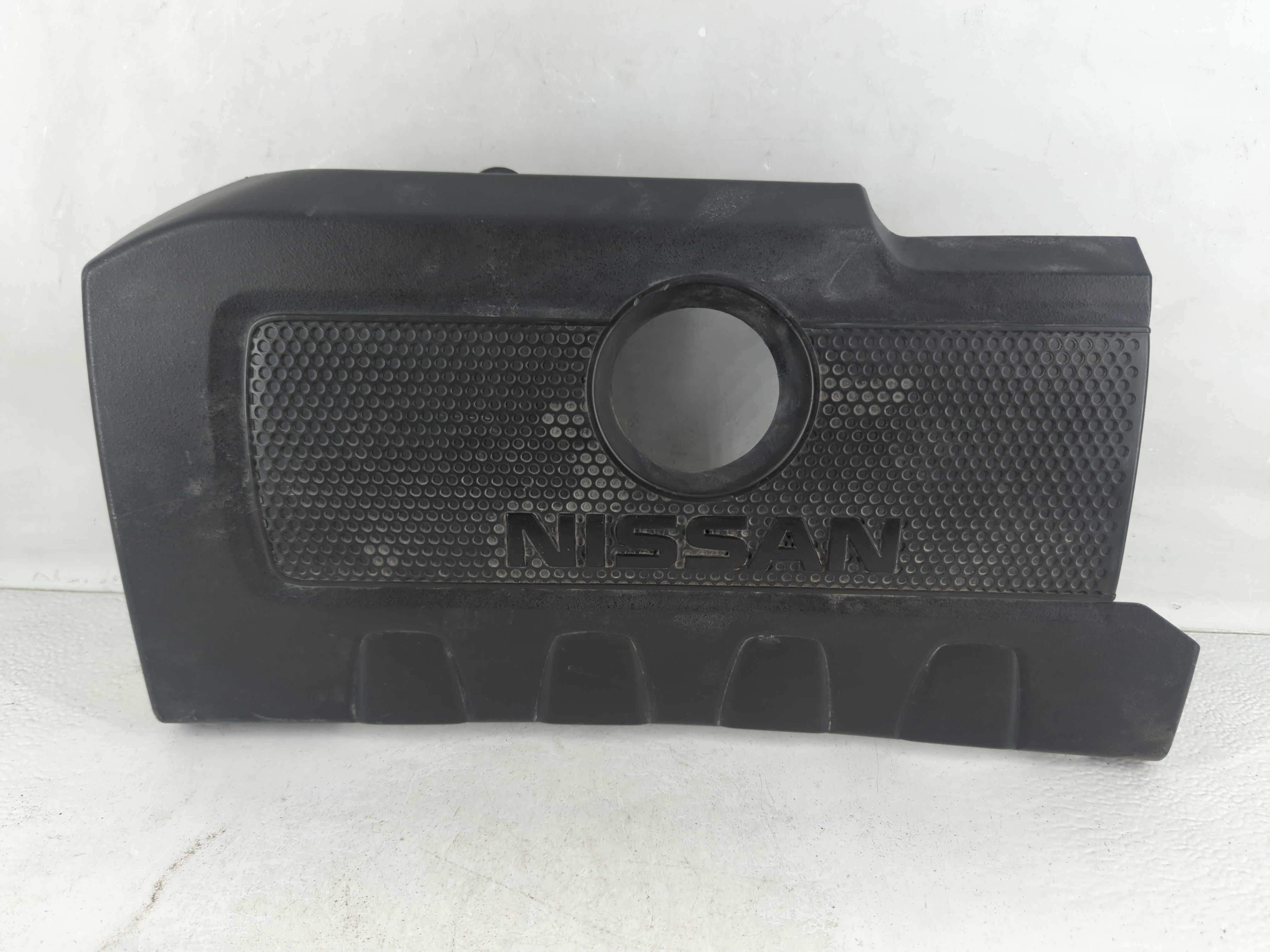 Picture of 2018 Nissan Sentra Engine Cover 1048461