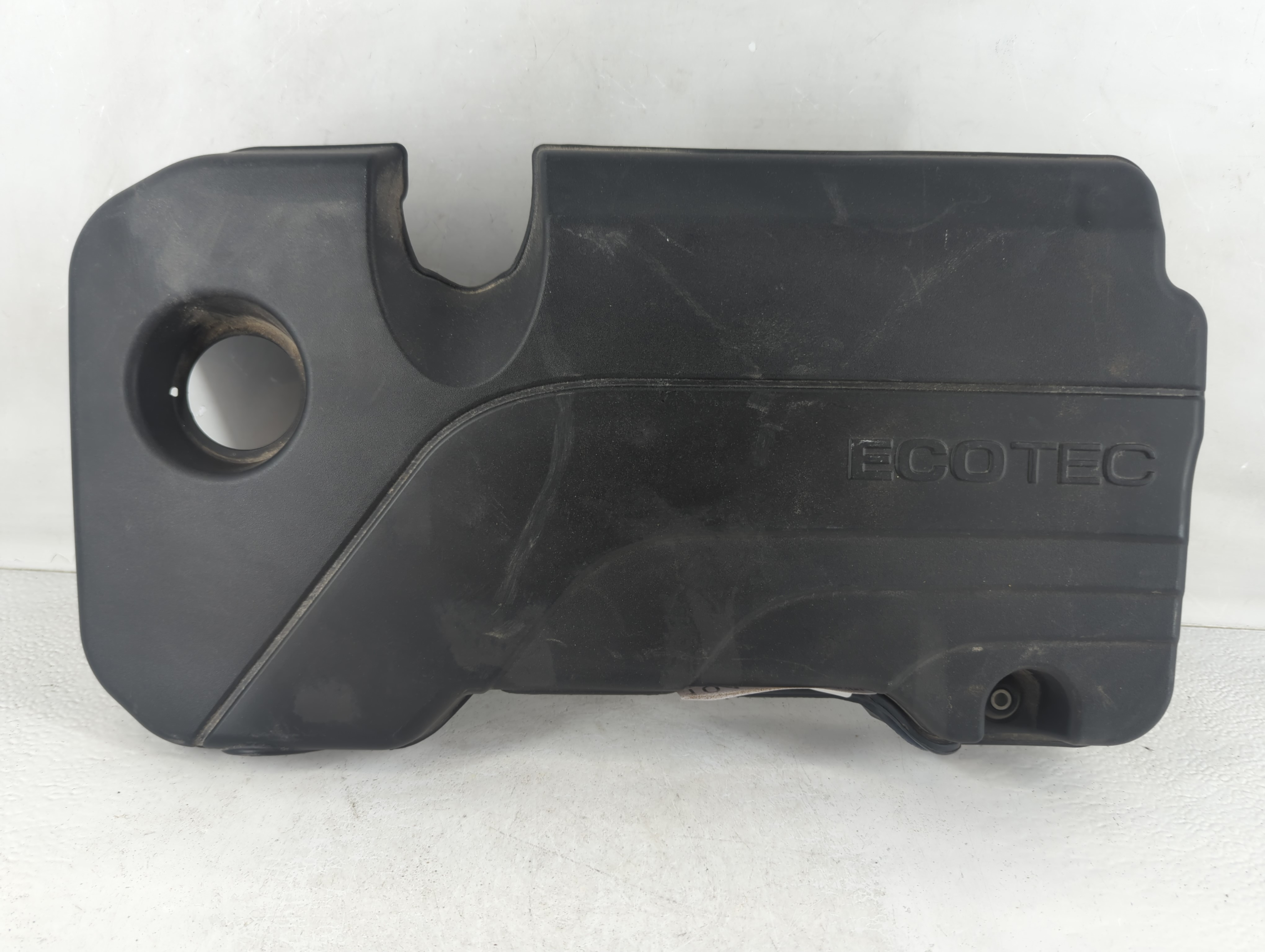 2019 Chevrolet Malibu Engine Cover 1048464 - Oemusedautoparts1.com