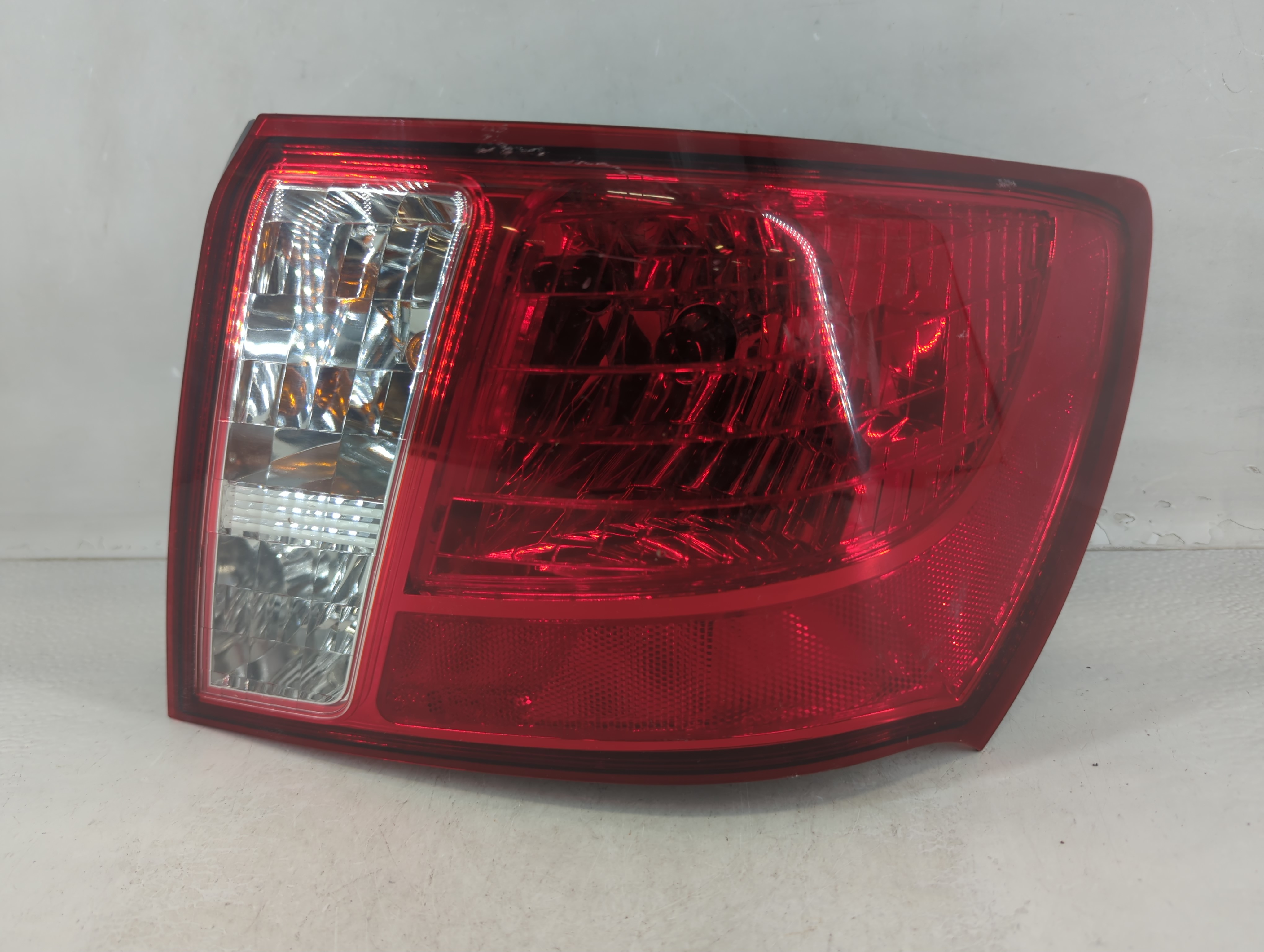 2008-2014 Subaru Impreza Passenger Right Side Tail Light Taillight Oem 1048539 - Oemusedautoparts1.com