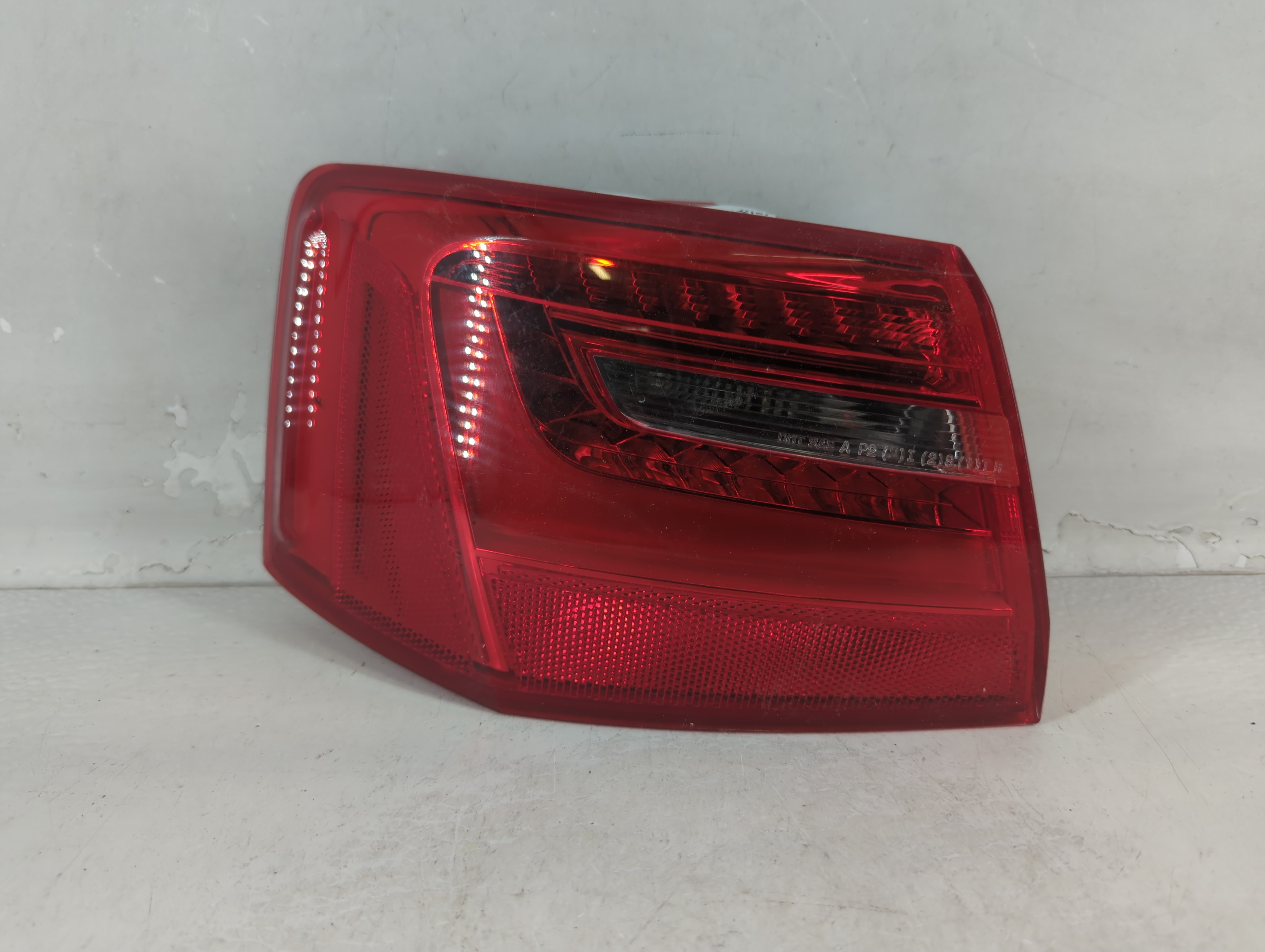 2012-2015 Audi A6 Driver Left Side Tail Light Taillight Oem 1048542 - Oemusedautoparts1.com