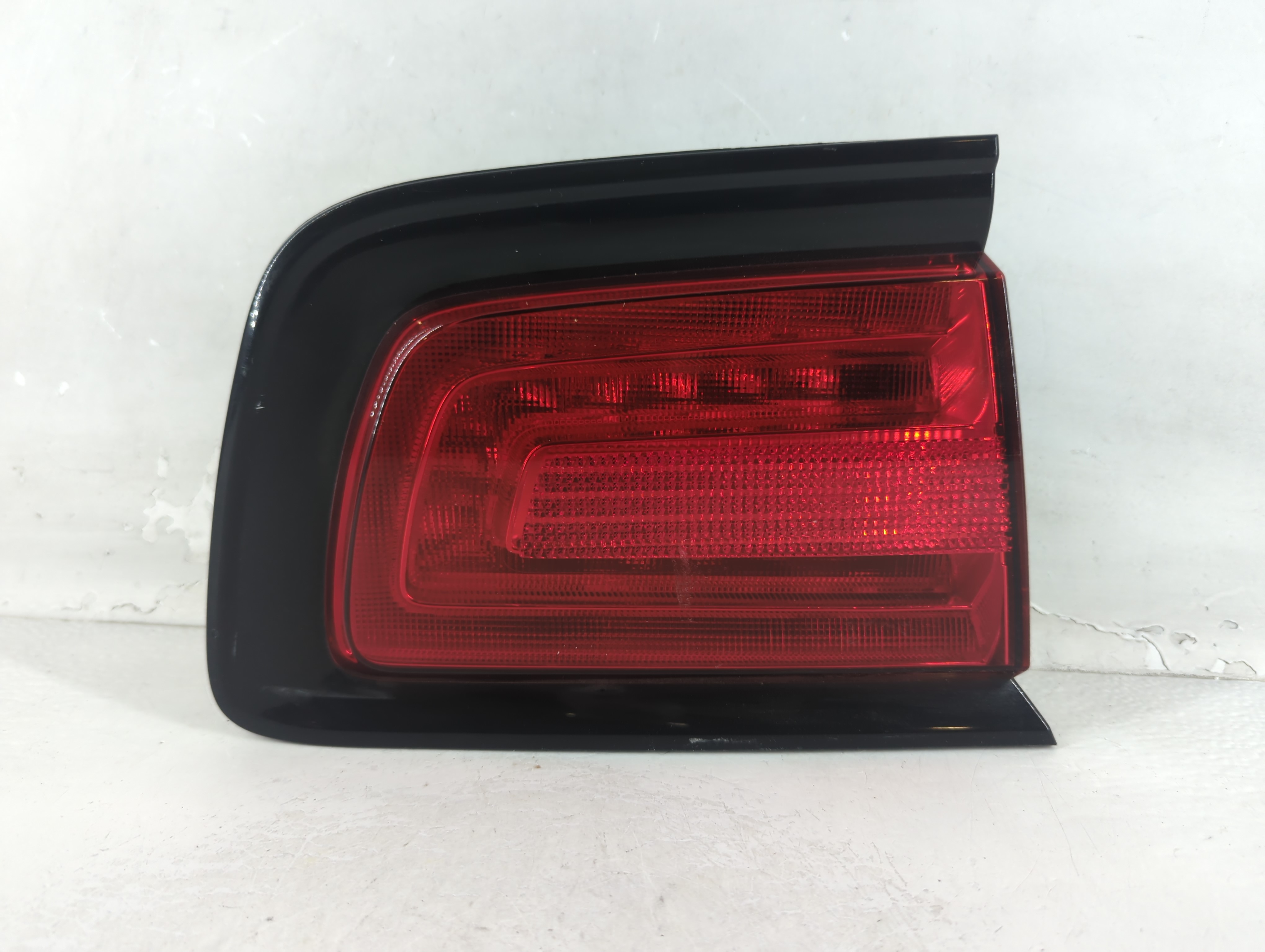 2011-2014 Dodge Charger Driver Left Side Tail Light Taillight Oem 1048594 - Oemusedautoparts1.com