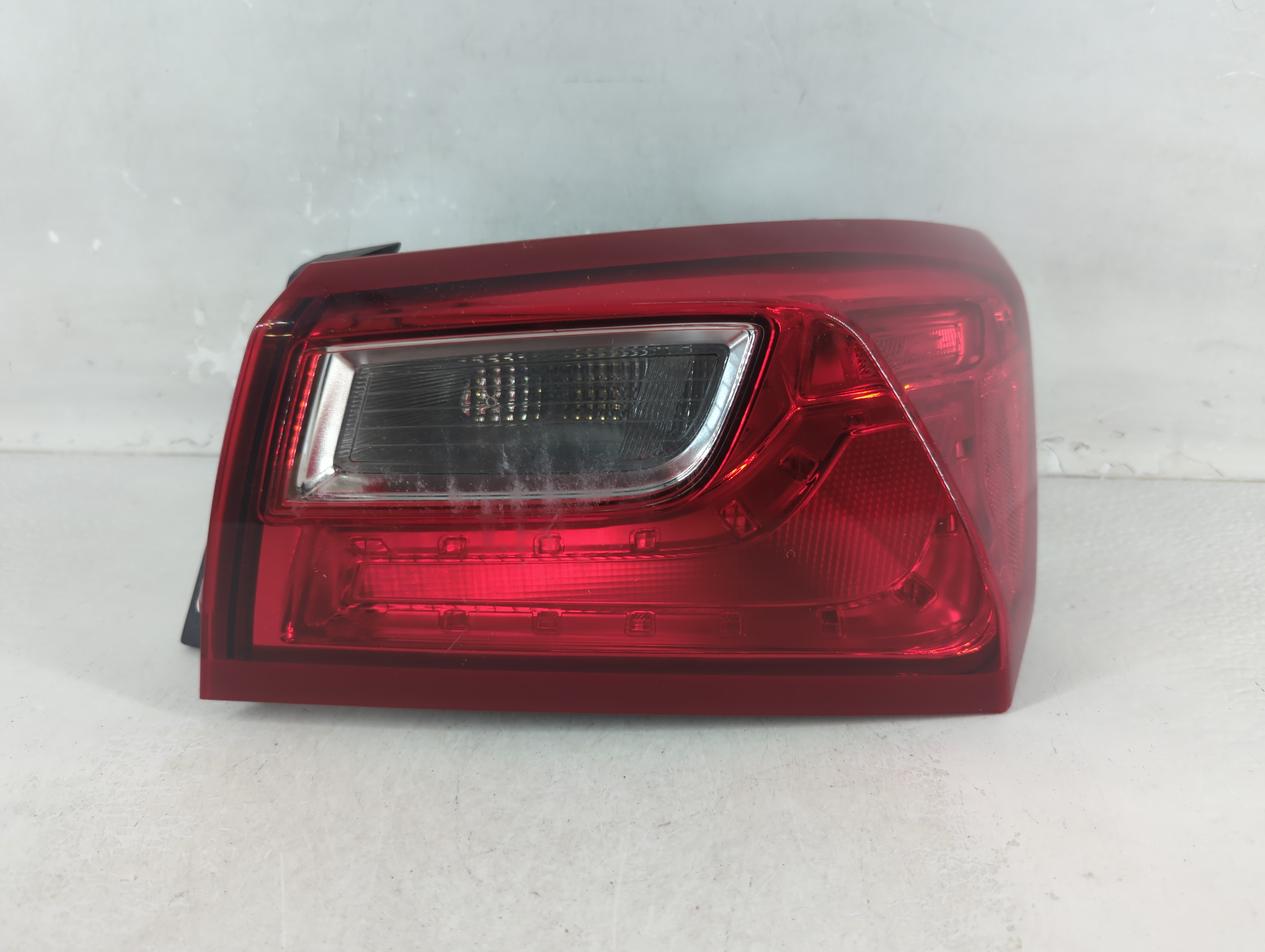 2016-2021 Chevrolet Malibu Passenger Right Side Tail Light Taillight Oem 1048601 - Oemusedautoparts1.com