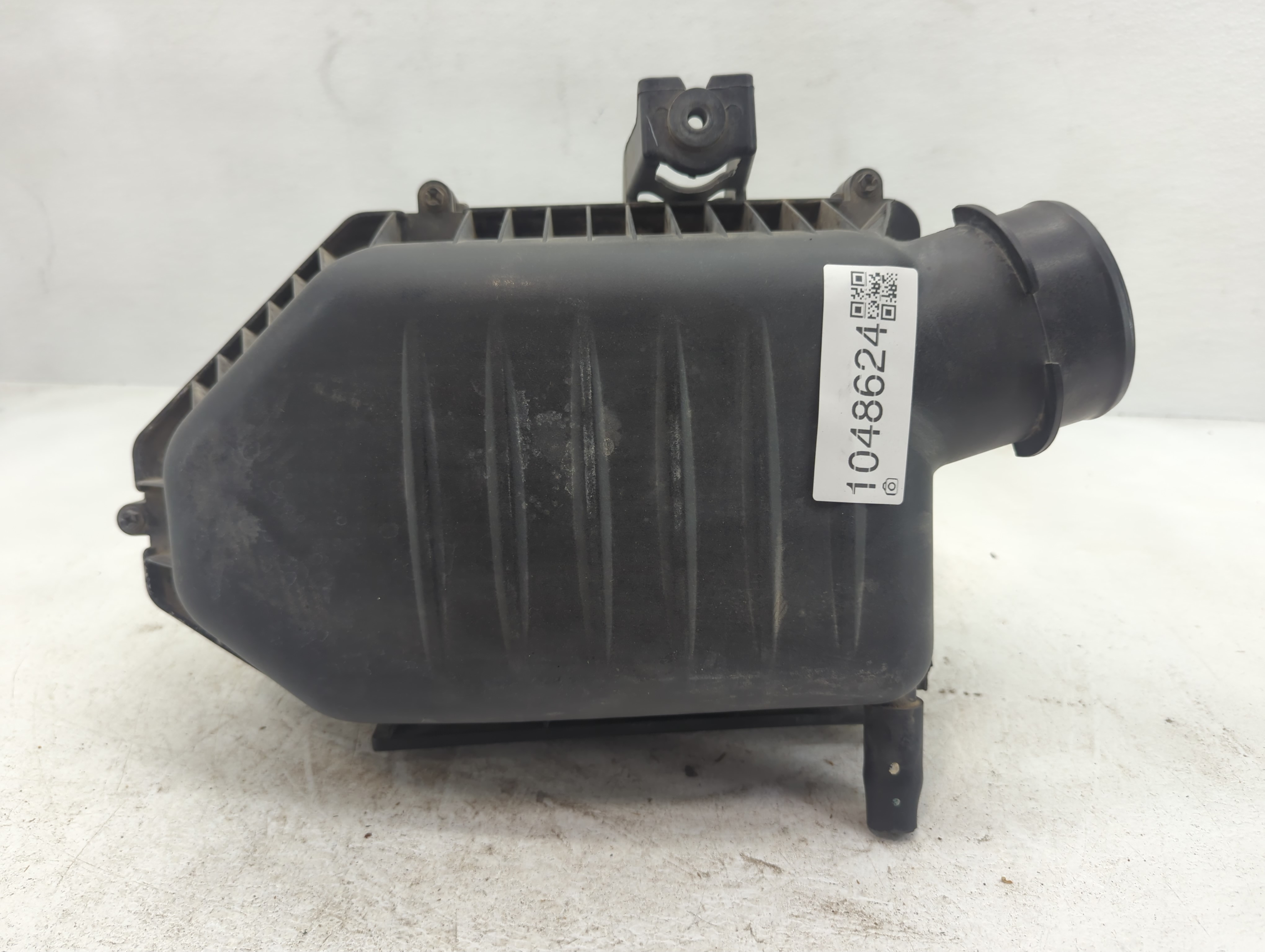 2011-2019 Dodge Charger Air Cleaner Intake-duct Hose Tube 1048624 - Oemusedautoparts1.com