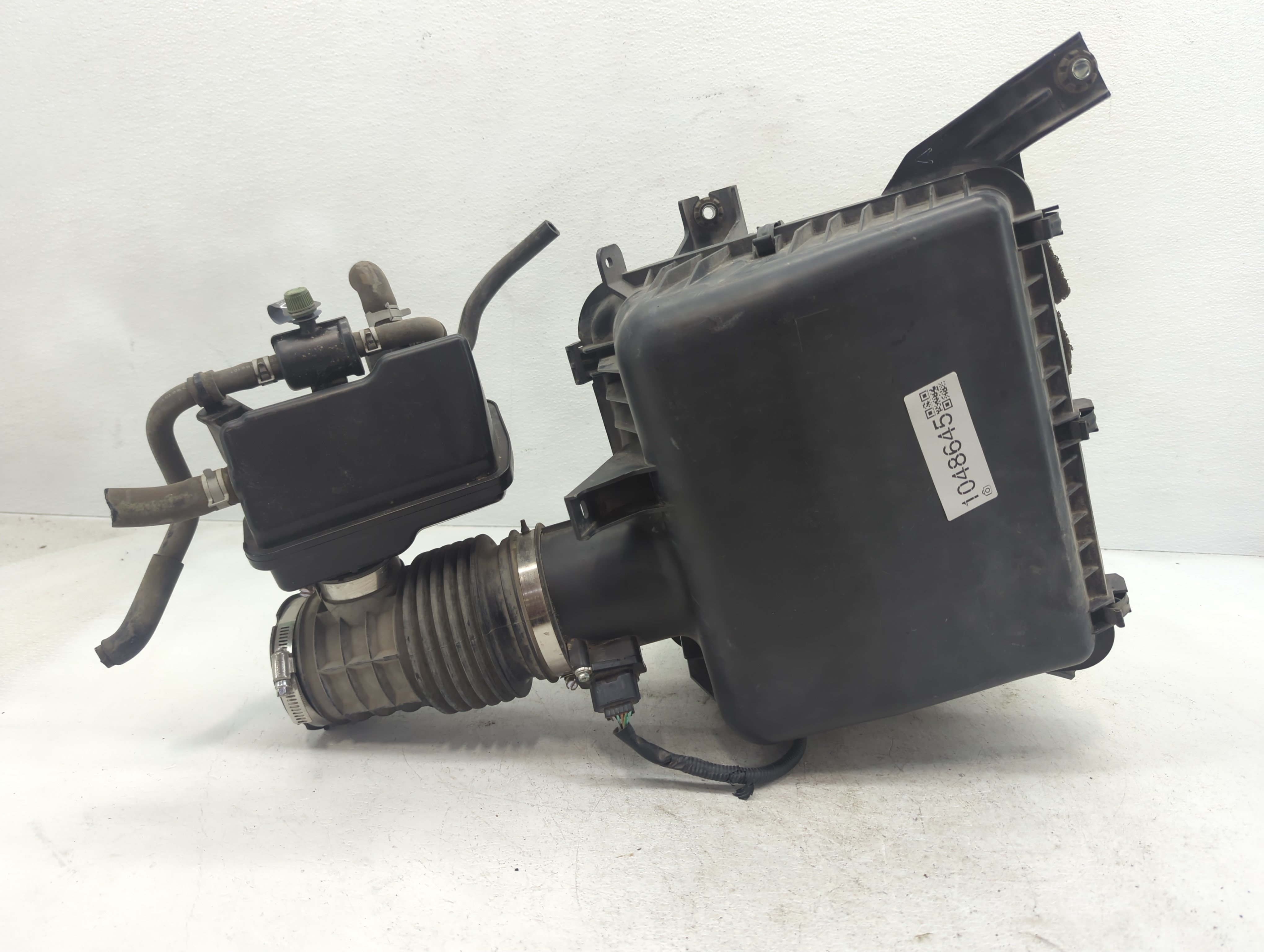2014-2019 Infiniti Qx80 Air Cleaner Intake-duct Hose Tube 1048645 - Oemusedautoparts1.com
