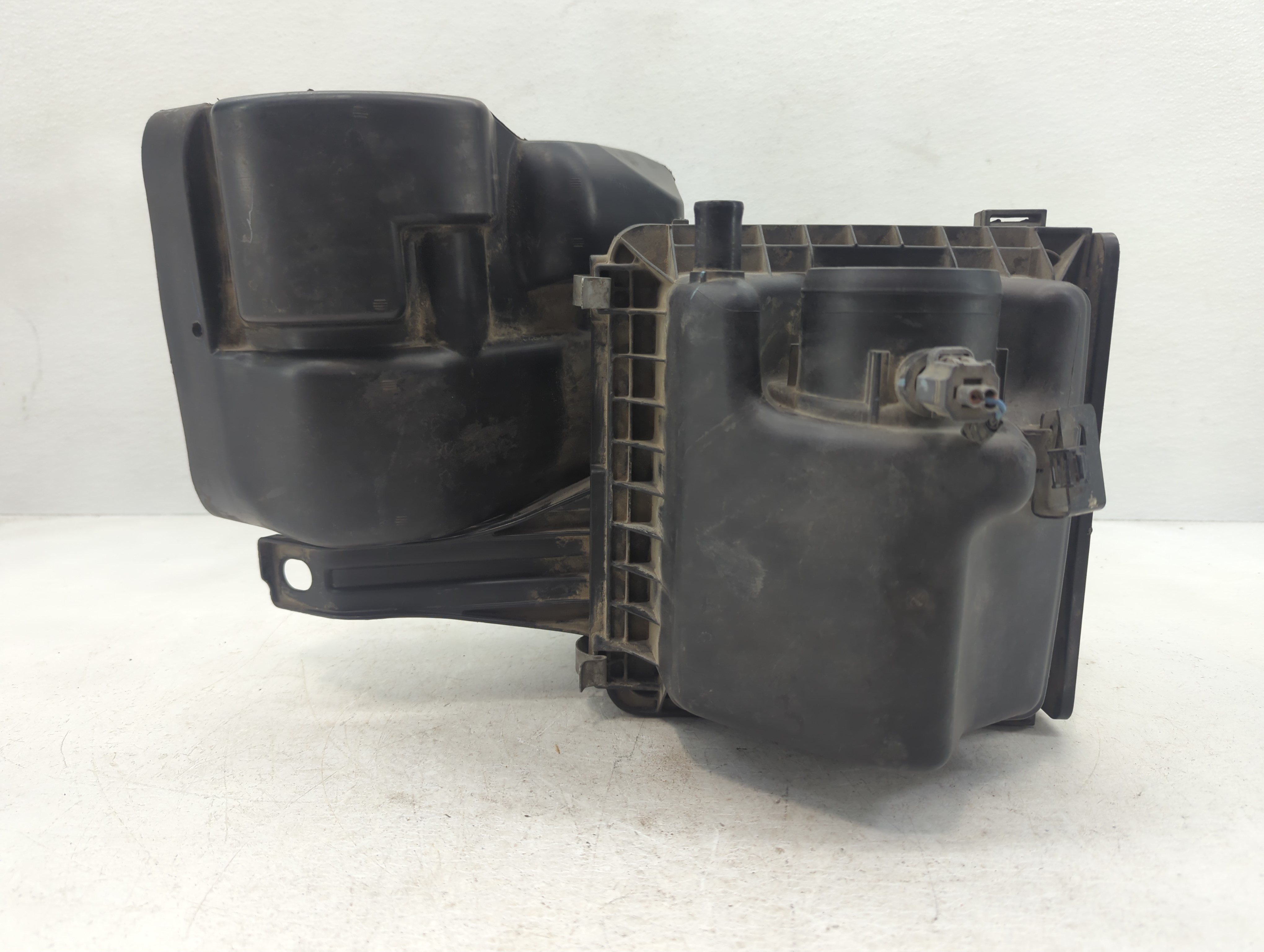 2011-2013 Dodge Journey Air Cleaner Intake-duct Hose Tube 1048649 - Oemusedautoparts1.com