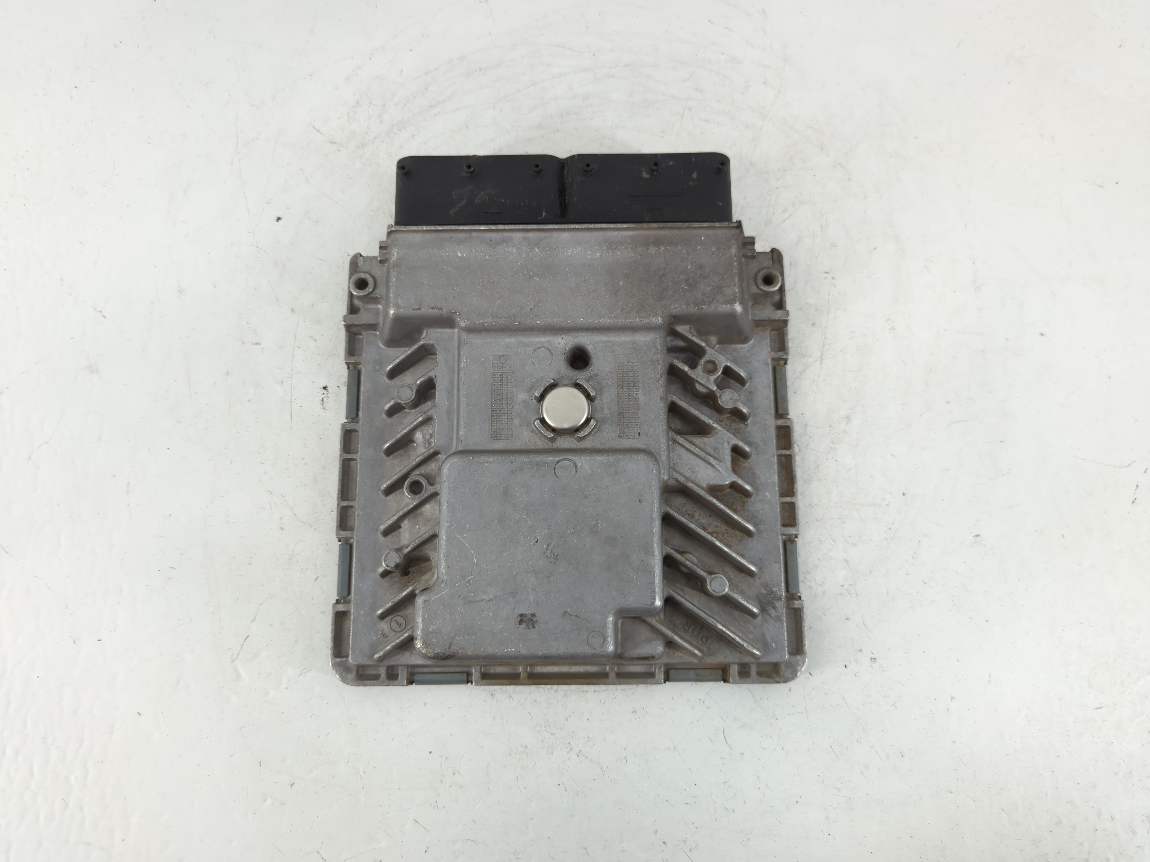 Picture of 2014-2014 Volkswagen Jetta Engine Control Computer Ecu Pcm Ecm Pcu Oem 1048717