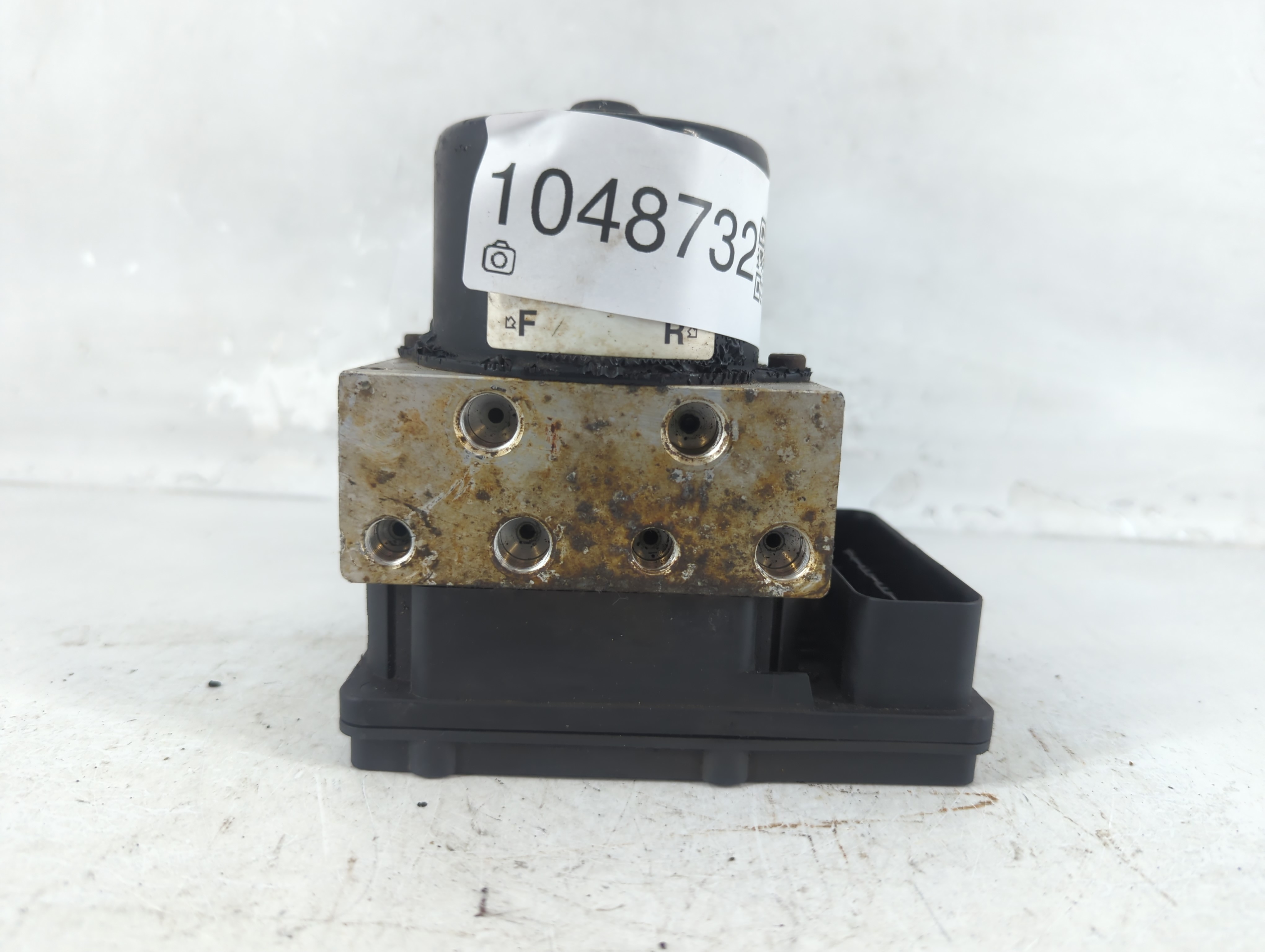 2005-2005 Ford Explorer Abs Pump Control Module 1048732 - Oemusedautoparts1.com