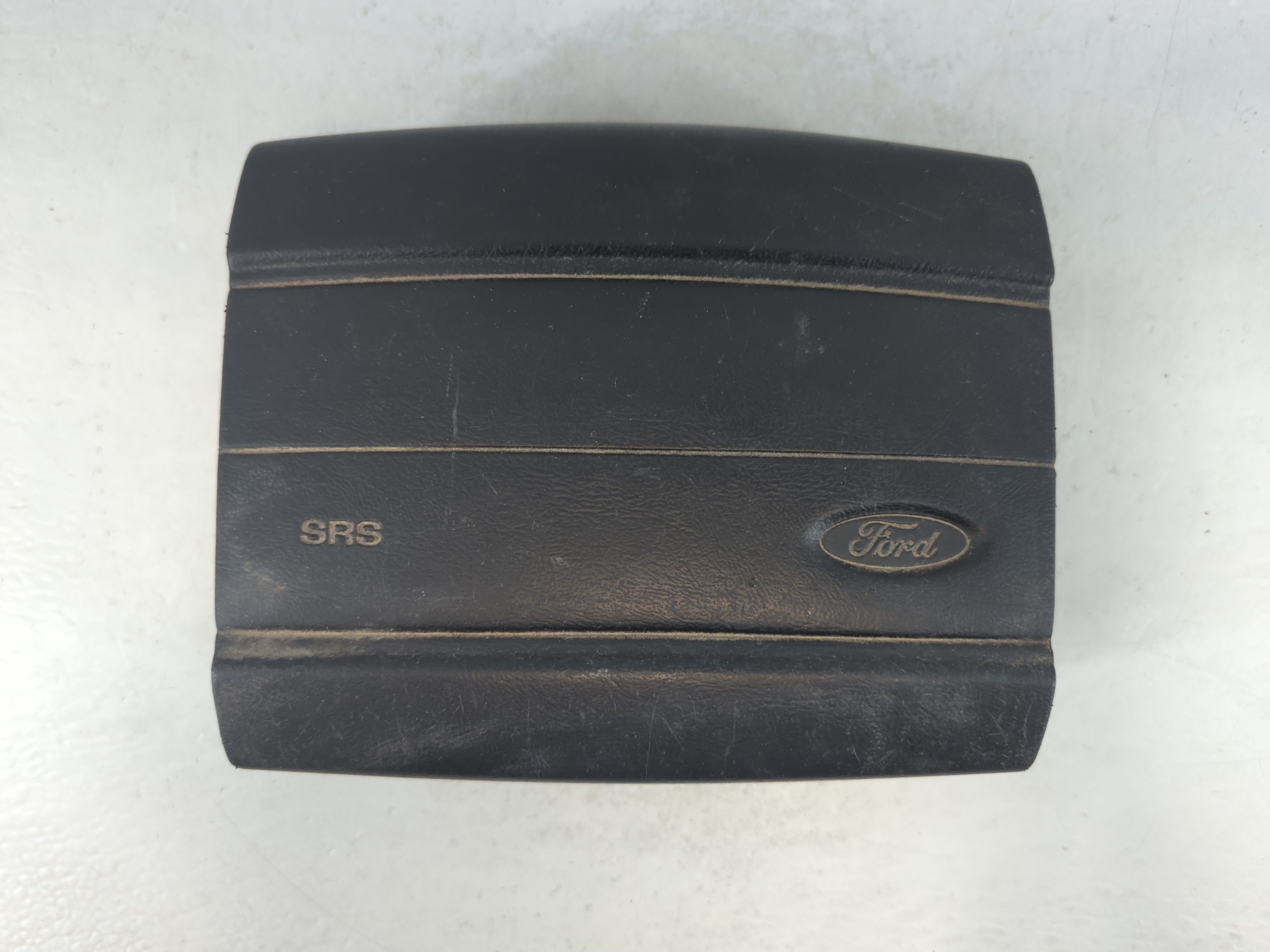 1993 Ford E-150 Air Bag Driver Left Steering Wheel Mounted 1048752 - Oemusedautoparts1.com