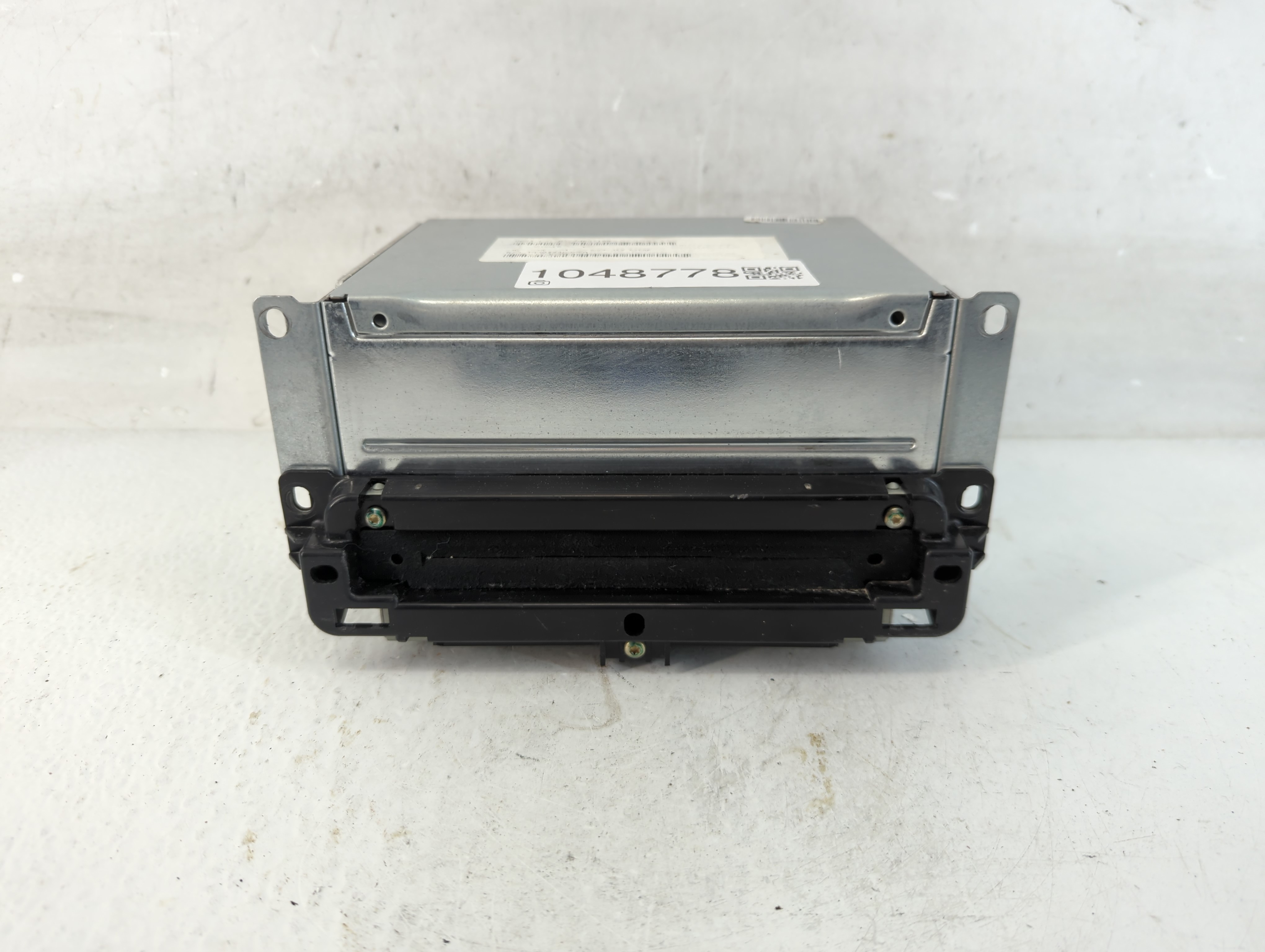 2014-2014 Dodge Charger Am Fm Cd Player Radio Receiver 1048778 - Oemusedautoparts1.com