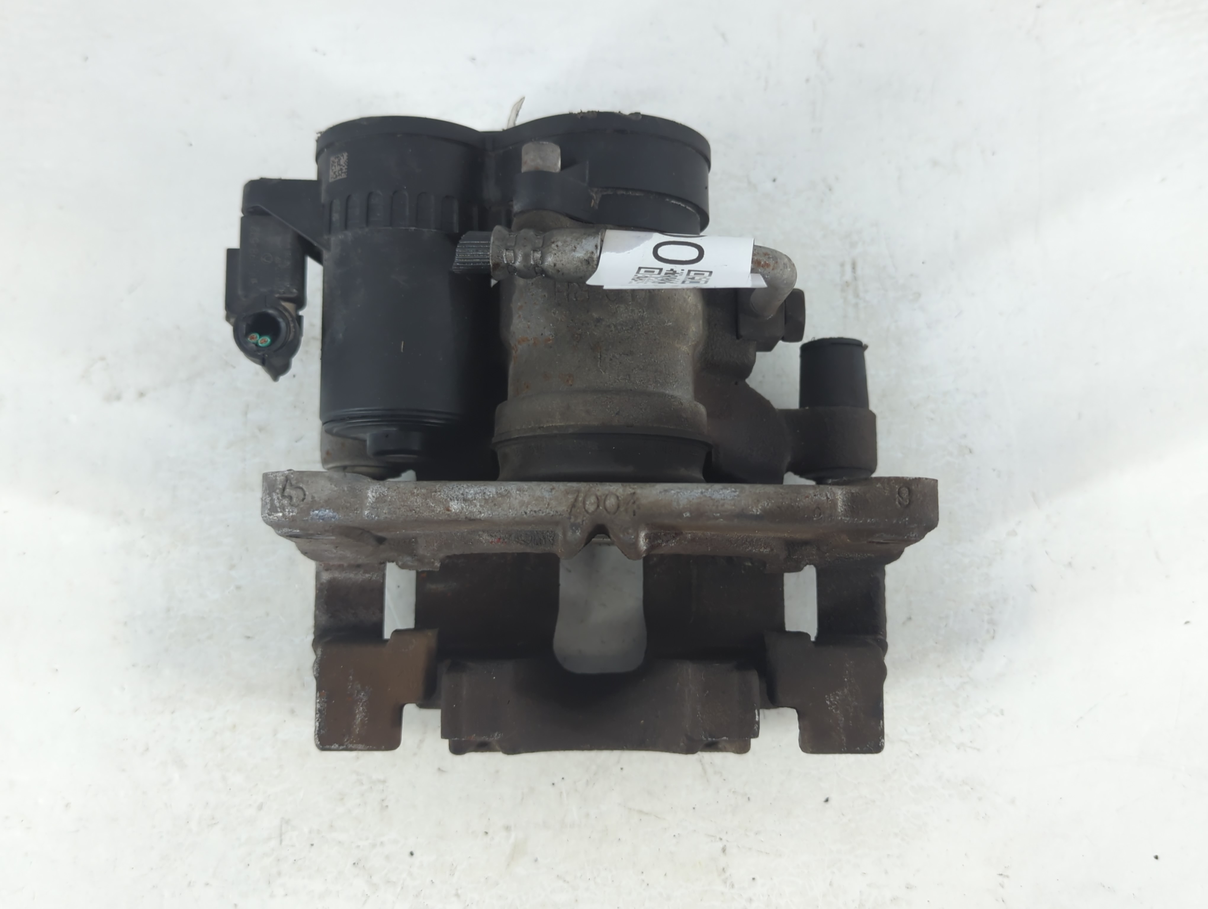2020-2022 Chrysler Voyager Front Driver Left Brake Caliper 1048800 - Oemusedautoparts1.com