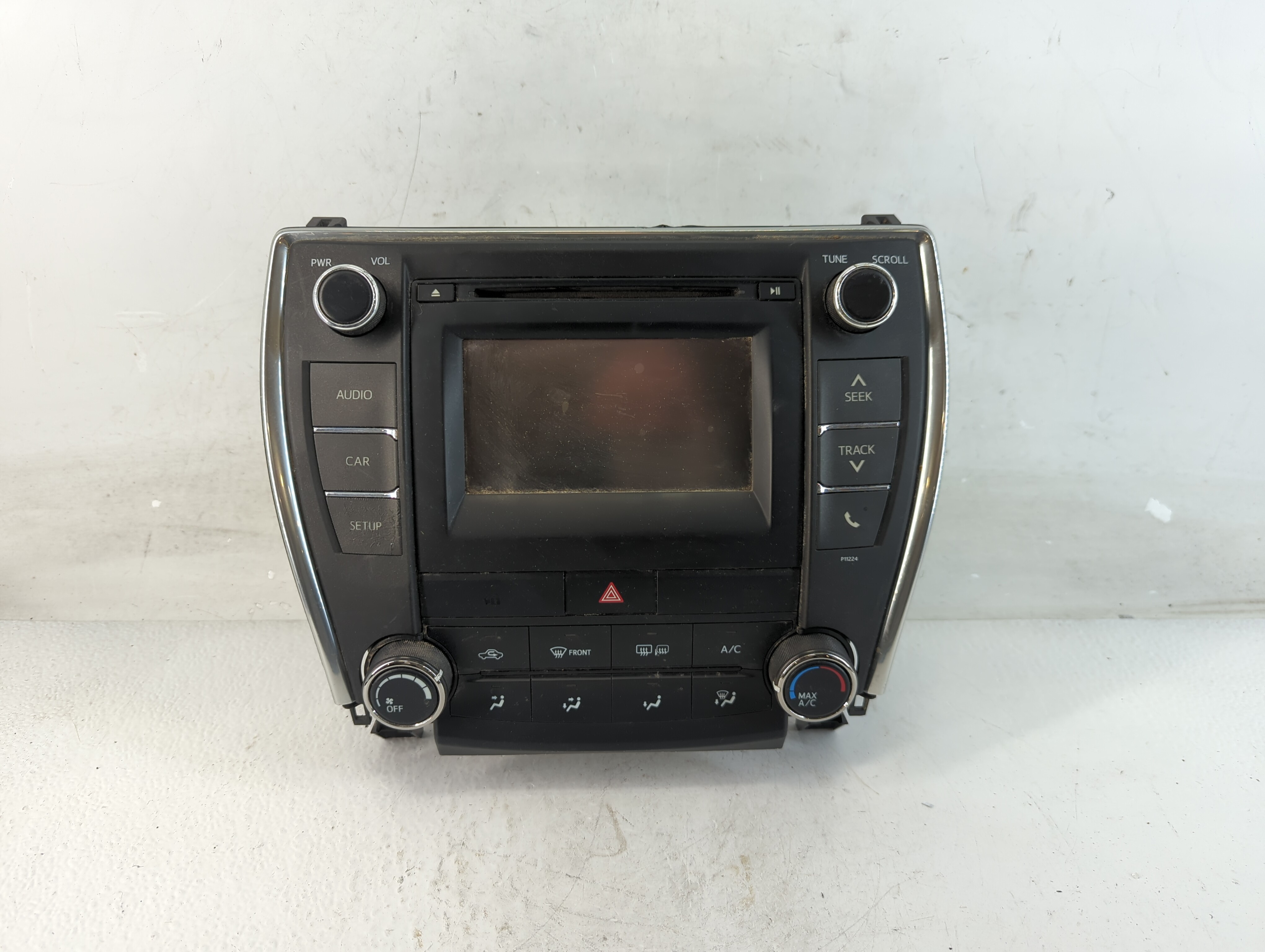 2014-2017 Toyota Camry Am Fm Cd Player Radio Receiver 1048802 - Oemusedautoparts1.com
