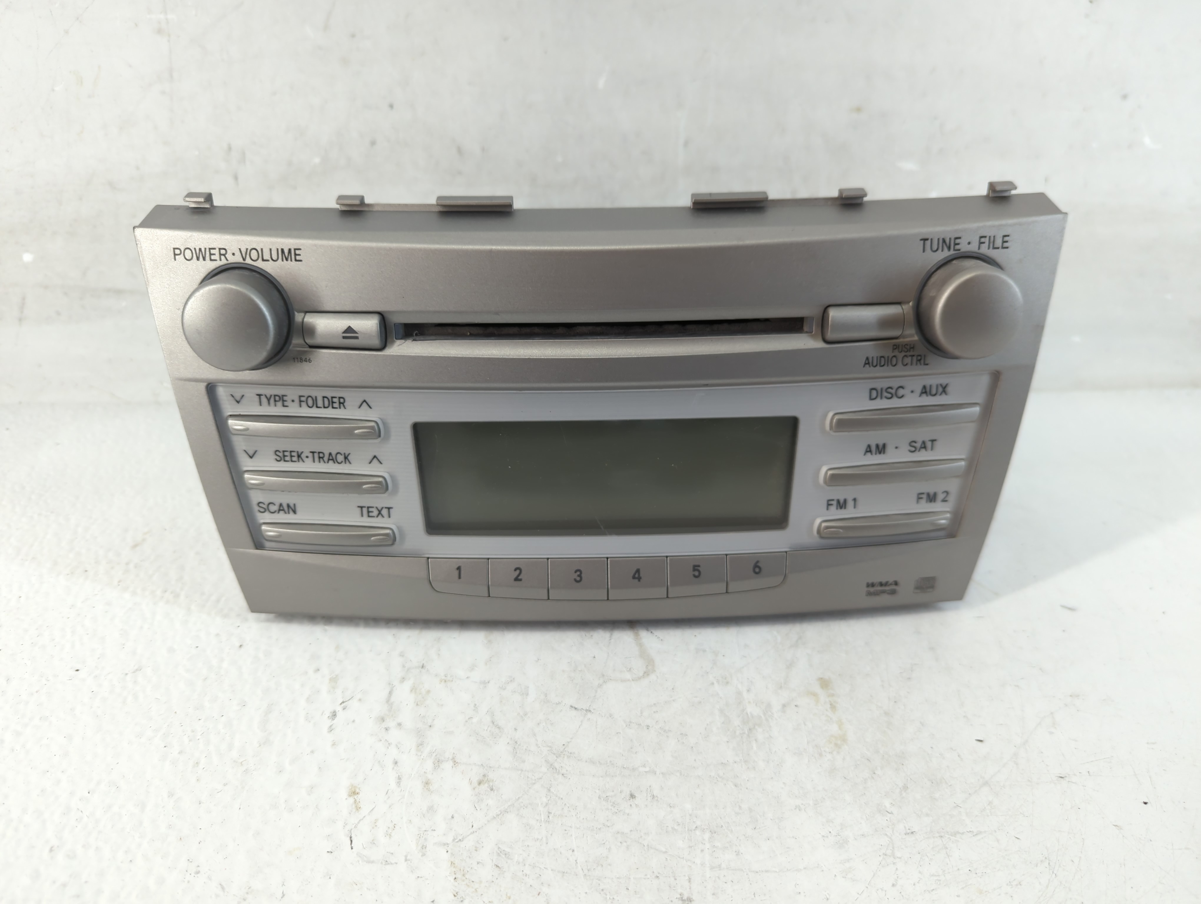 2010-2011 Toyota Camry Am Fm Cd Player Radio Receiver 1048804 - Oemusedautoparts1.com