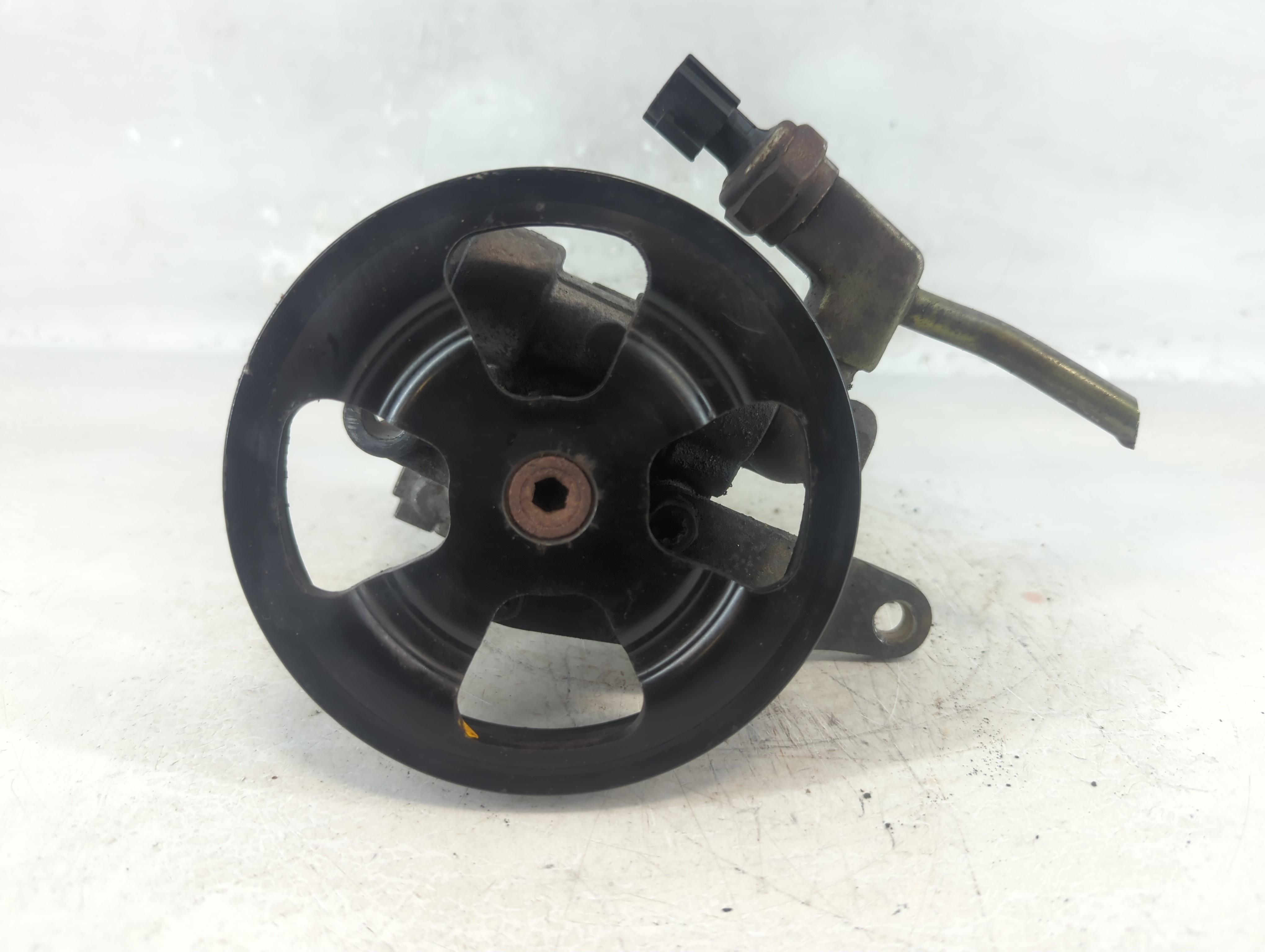 2003-2007 Infiniti G35 Power Steering Column Pump Oem 1049017 - Oemusedautoparts1.com