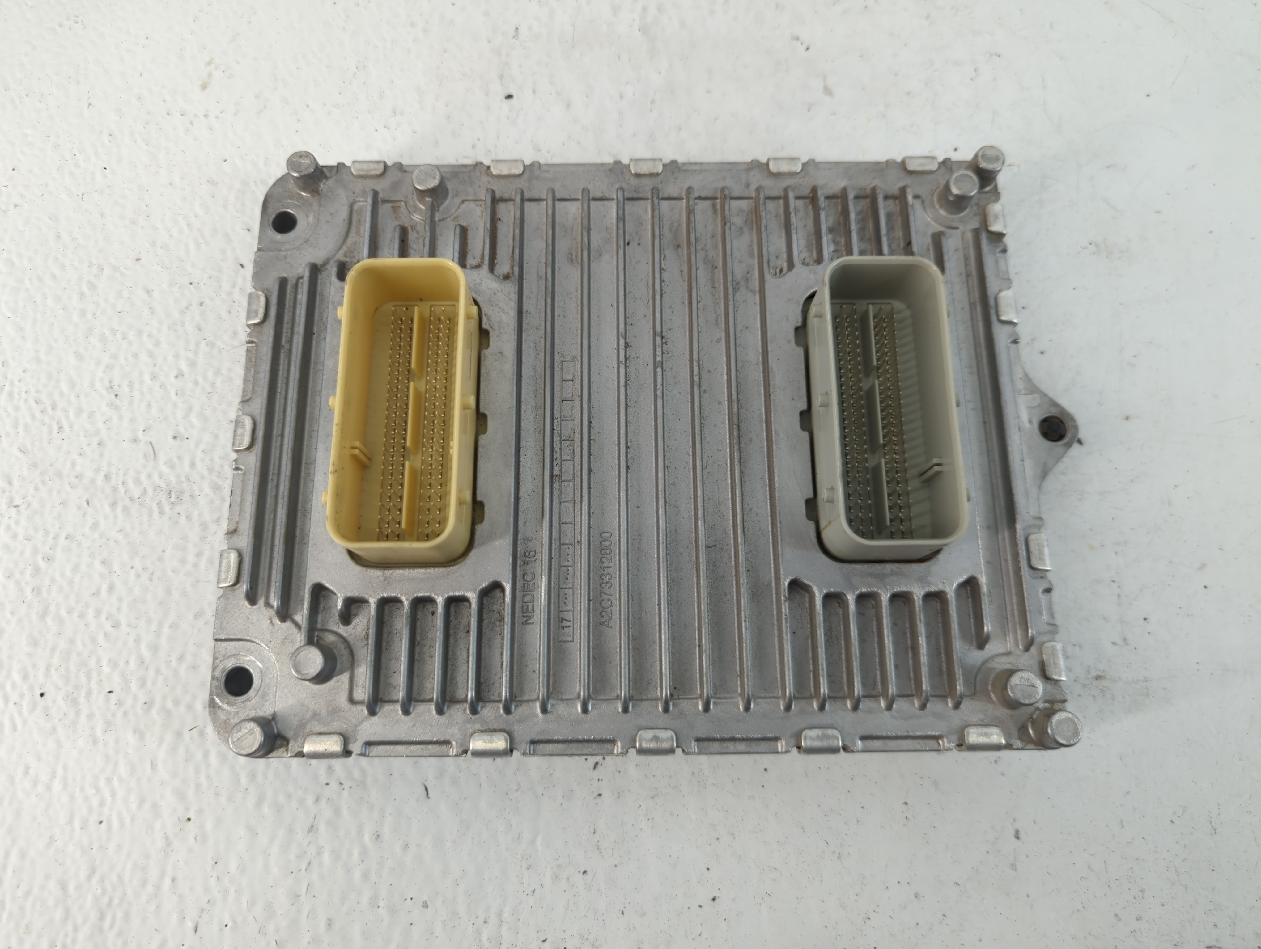 Picture of 2018-2019 Dodge Charger Engine Control Computer Ecu Pcm Ecm Pcu Oem 1049046