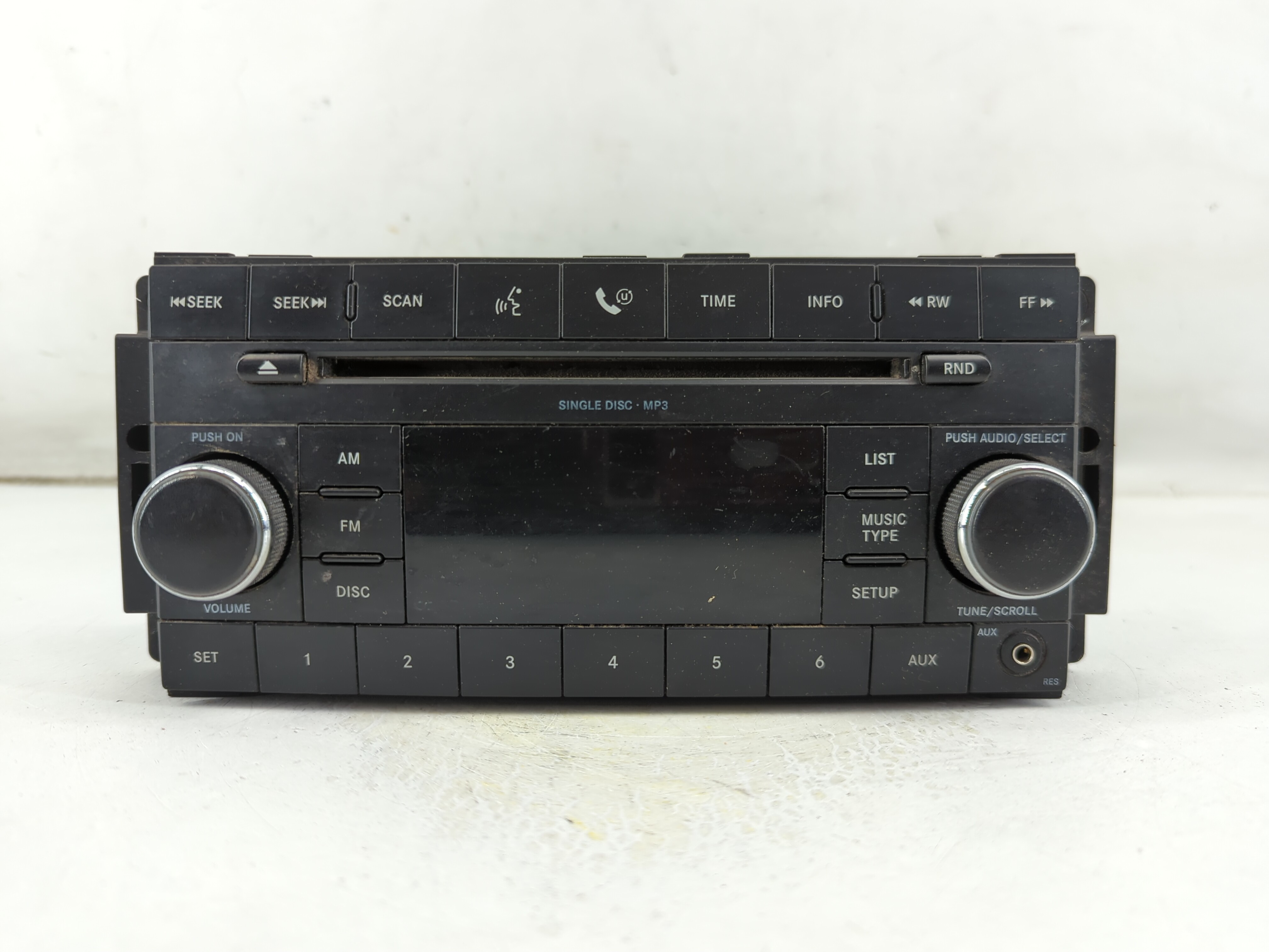 Picture of Dodge Caravan Am Fm Cd Player Radio Receiver 1049090