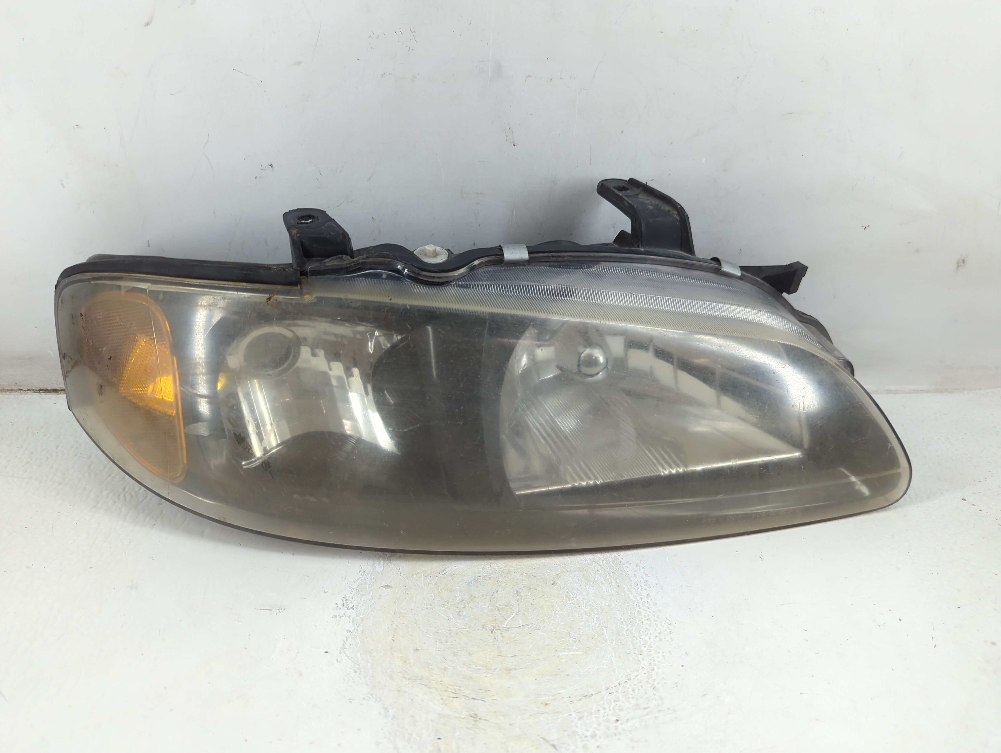 2002-2003 Nissan Sentra Passenger Right Oem Head Light Headlight Lamp 1049125 - Oemusedautoparts1.com