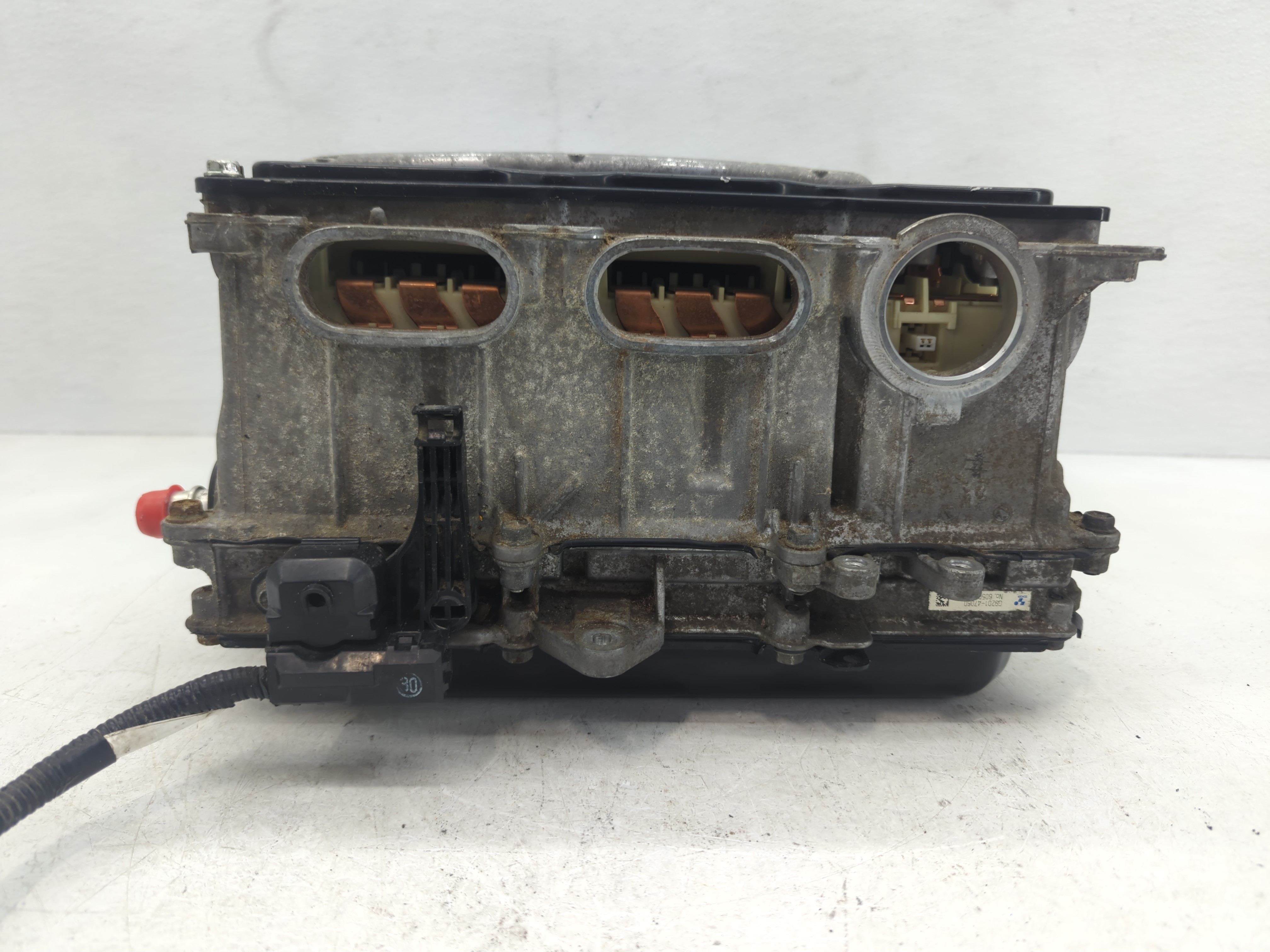 2012-2015 Toyota Prius Hybrid Dc Synergy Drive Power Inverter 1049139 - Oemusedautoparts1.com