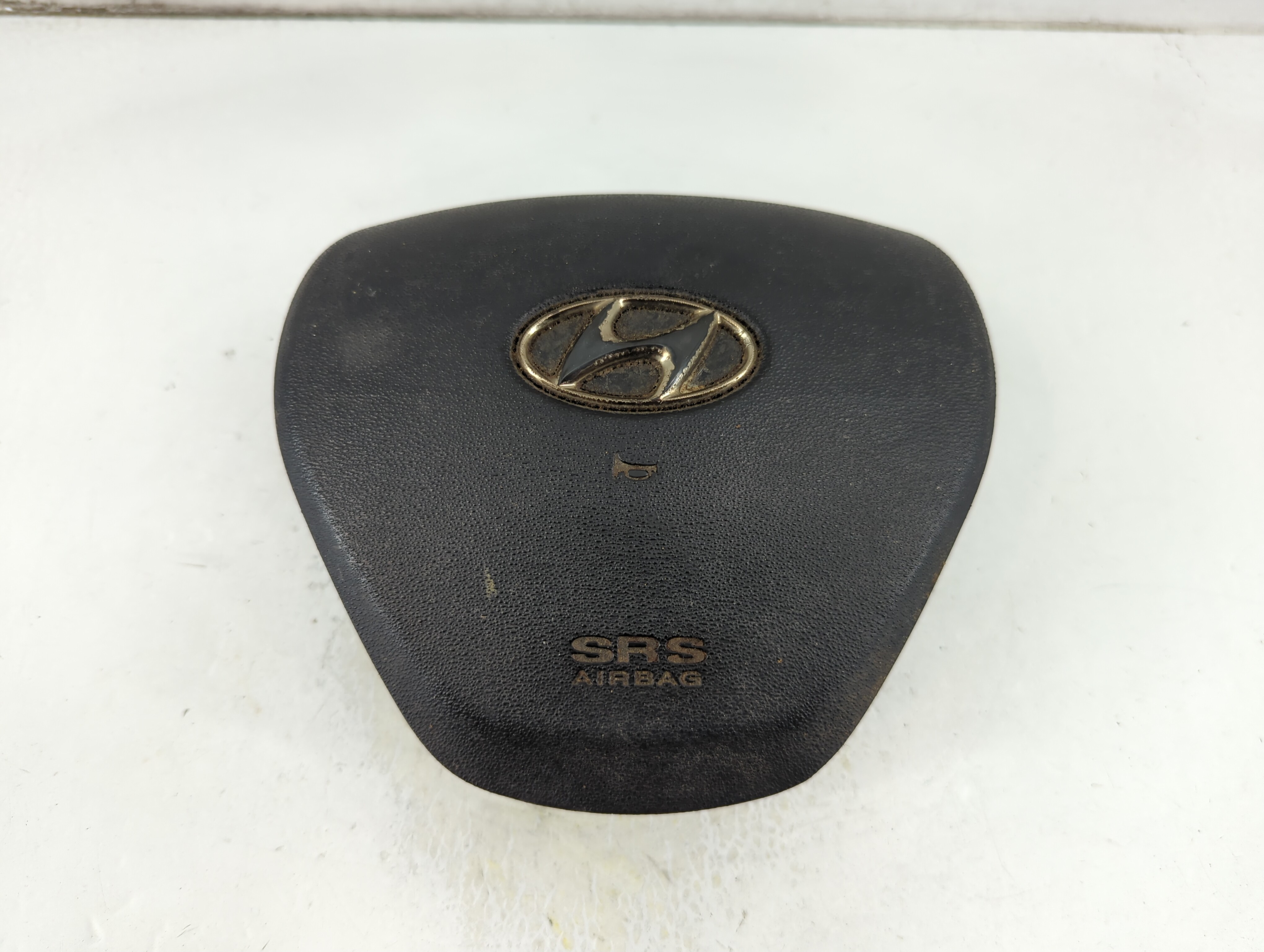 2013-2013 Hyundai Genesis Air Bag Driver Left Steering Wheel Mounted 1049149 - Oemusedautoparts1.com