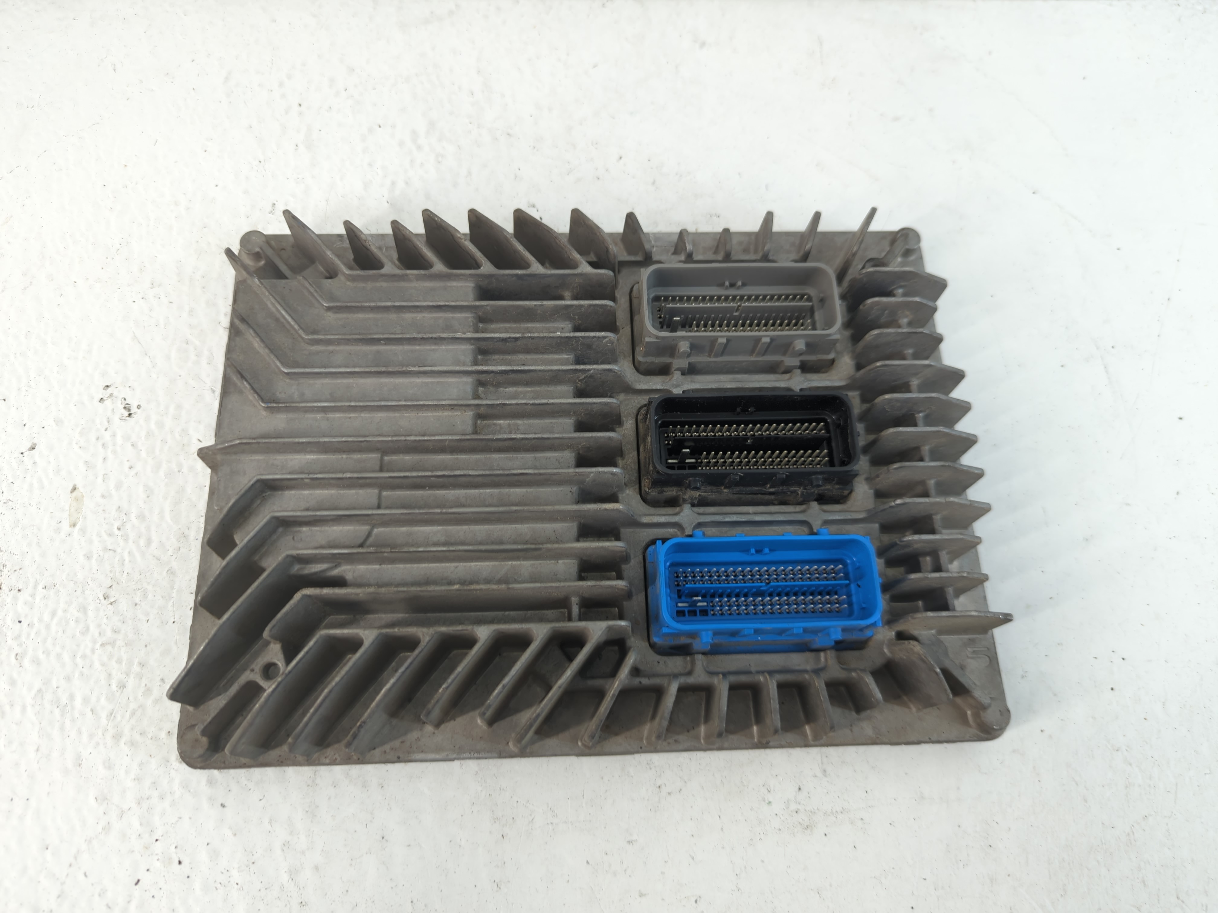 2012-2012 Chevrolet Camaro Engine Control Computer Ecu Pcm Ecm Pcu Oem 1049160 - Oemusedautoparts1.com