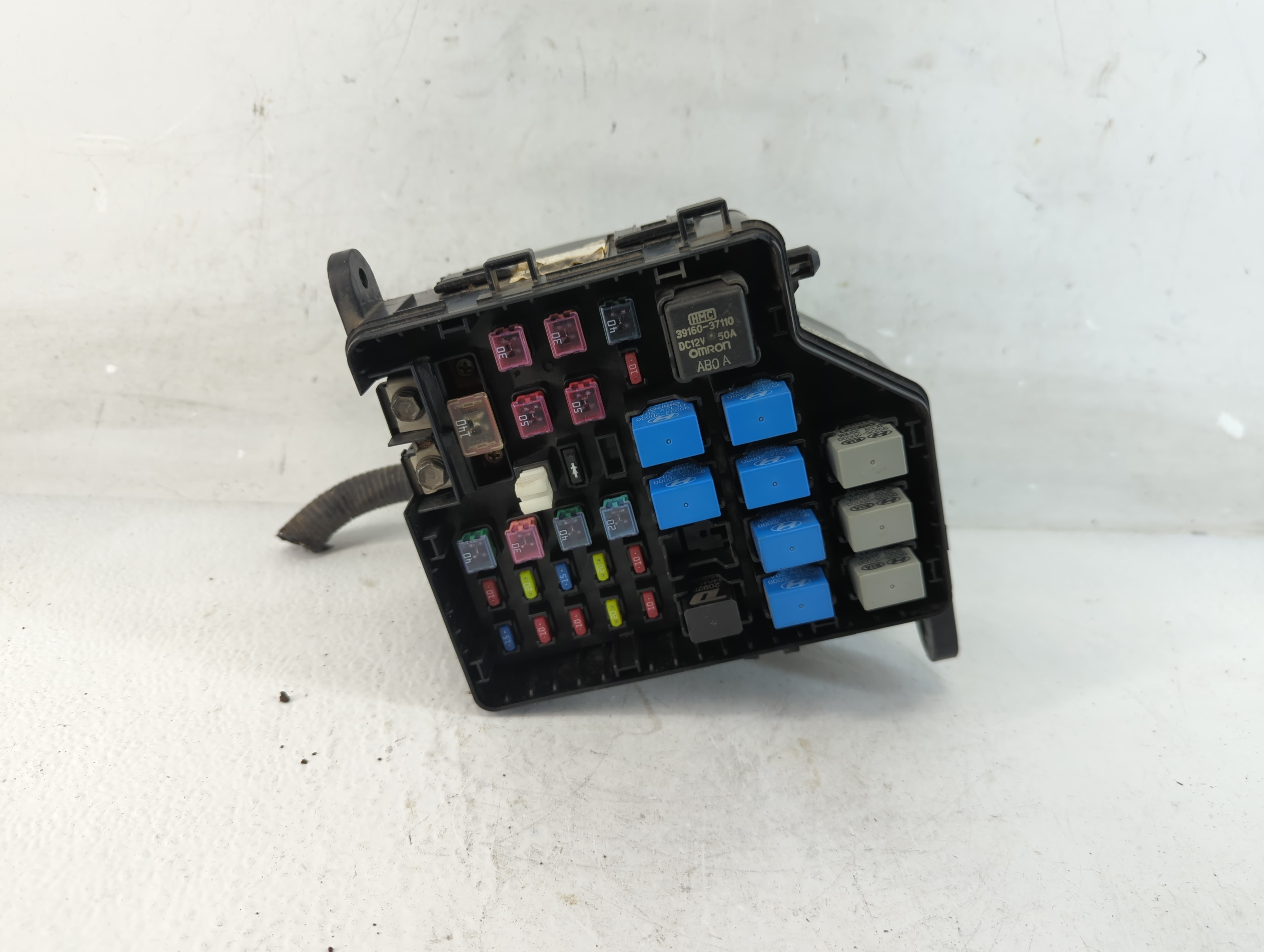 2001-2006 Hyundai Santa Fe Fusebox Fuse Box Relay Module 91288-26203 1049174 - Oemusedautoparts1.com
