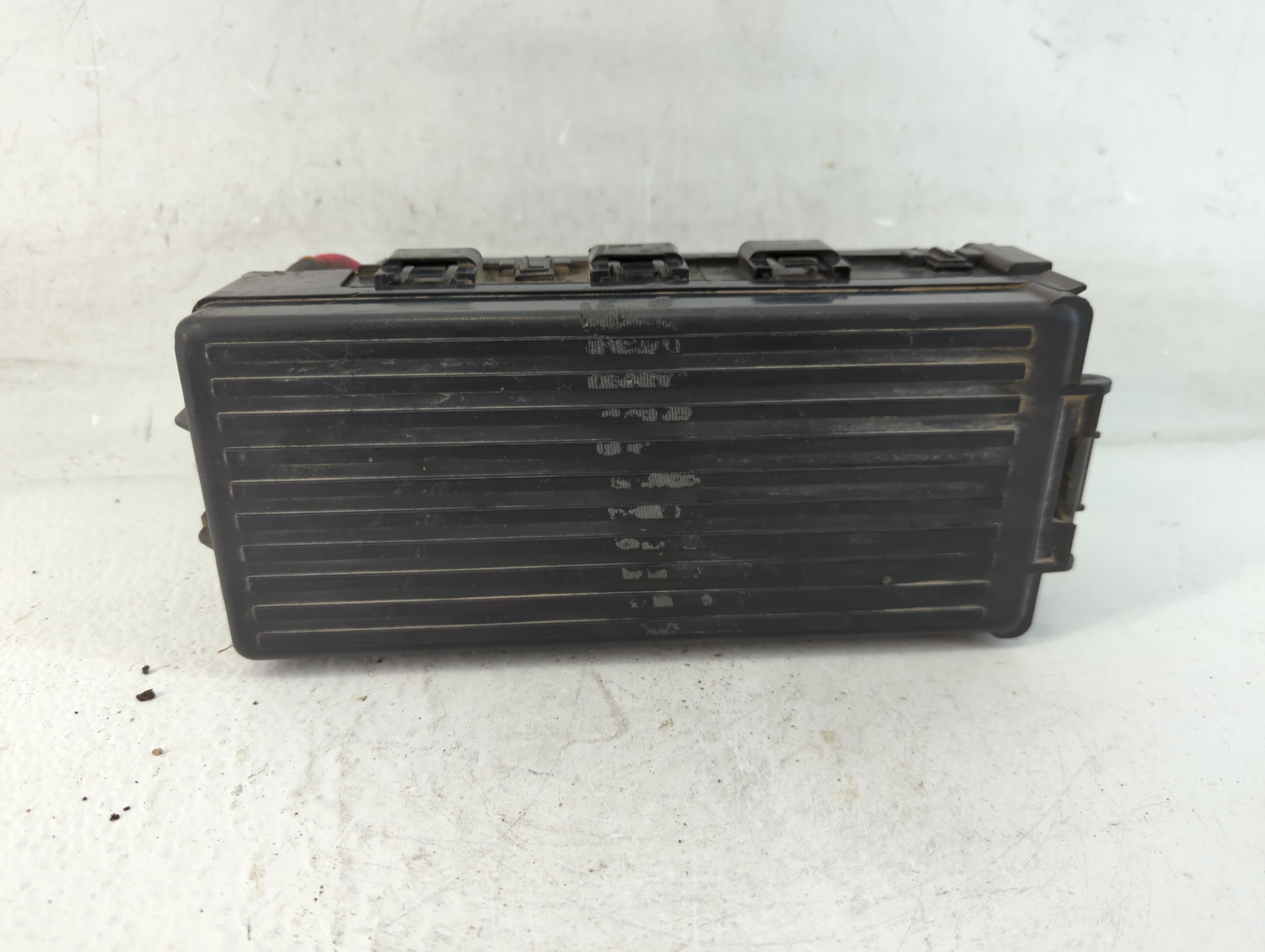 2010-2014 Volkswagen Jetta Fusebox Fuse Box Relay Module 7154-1882 1049178 - Oemusedautoparts1.com
