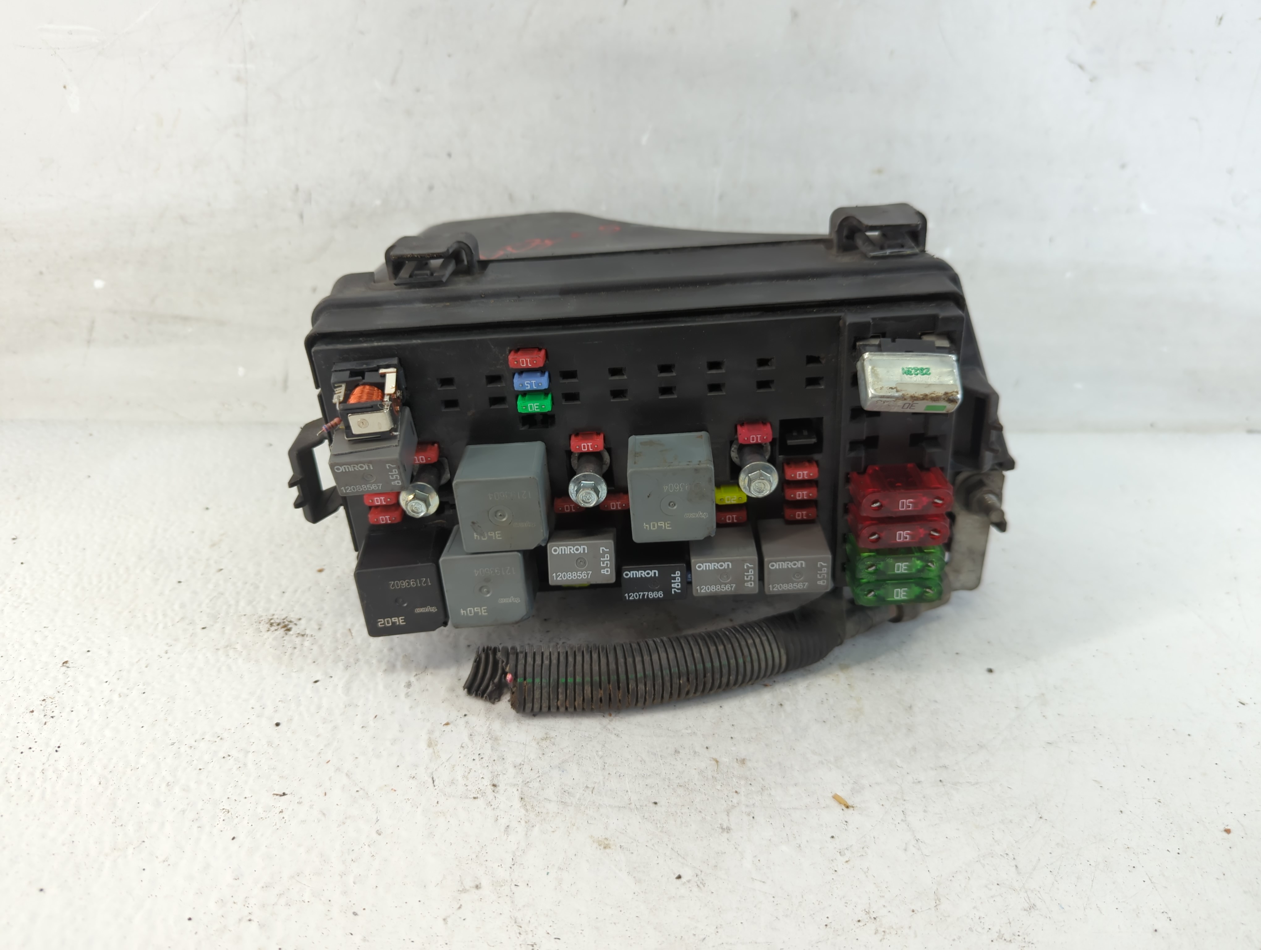 2001-2003 Cadillac Deville Fusebox Fuse Box Relay Module 25720949 1049180 - Oemusedautoparts1.com