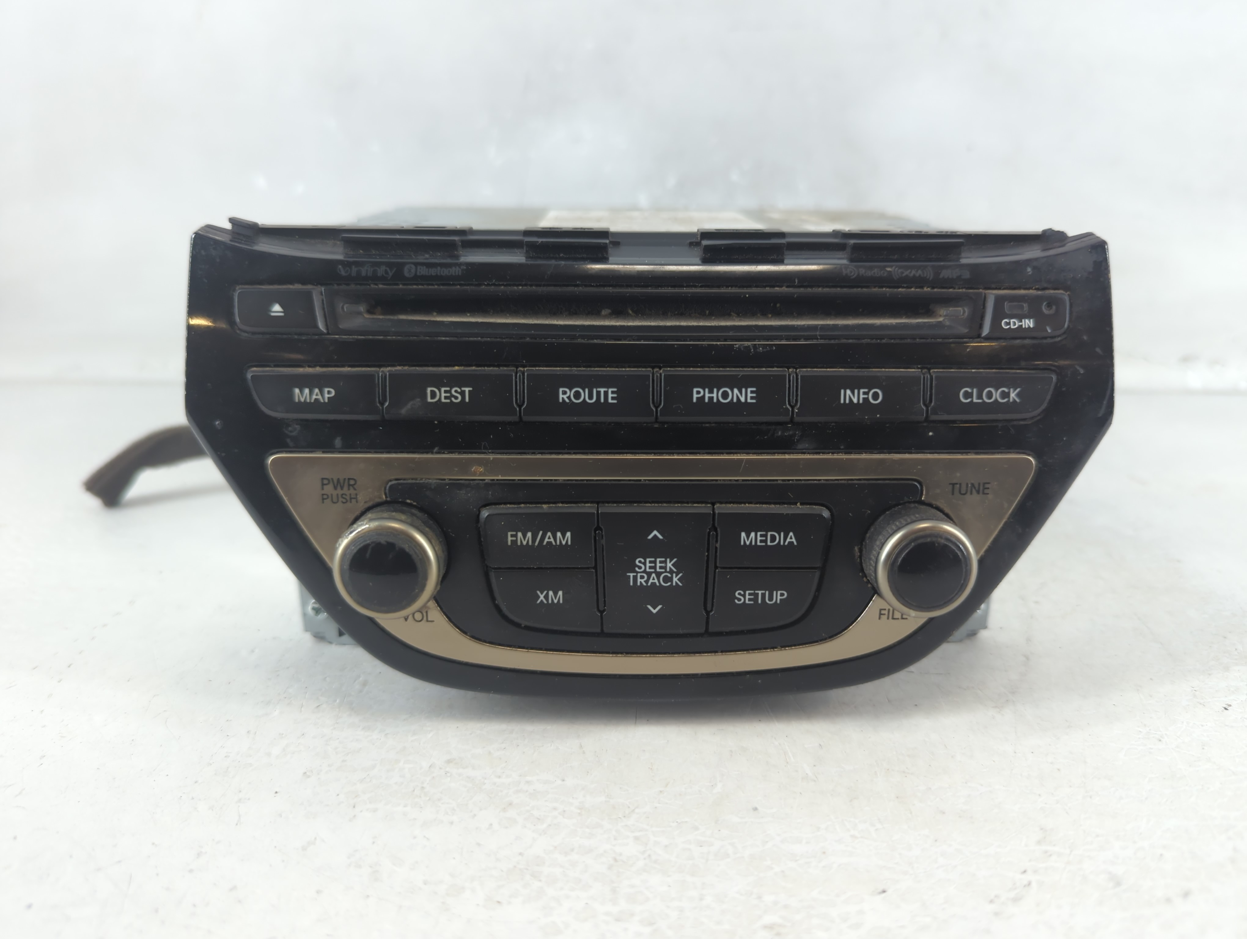2013-2015 Hyundai Genesis Am Fm Cd Player Radio Receiver 1049201 - Oemusedautoparts1.com
