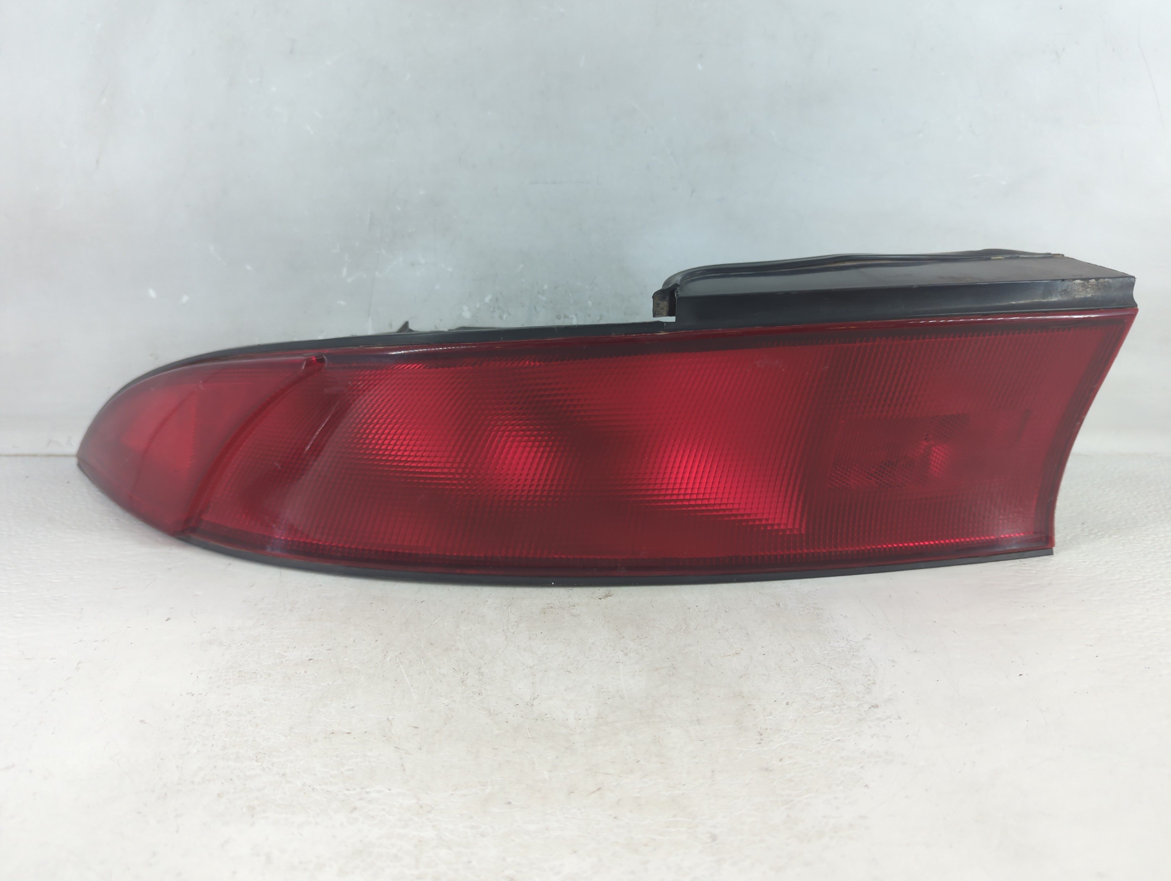 Picture of 1995 Mitsubishi Eclipse Passenger Right Side Tail Light Taillight Oem 1049310