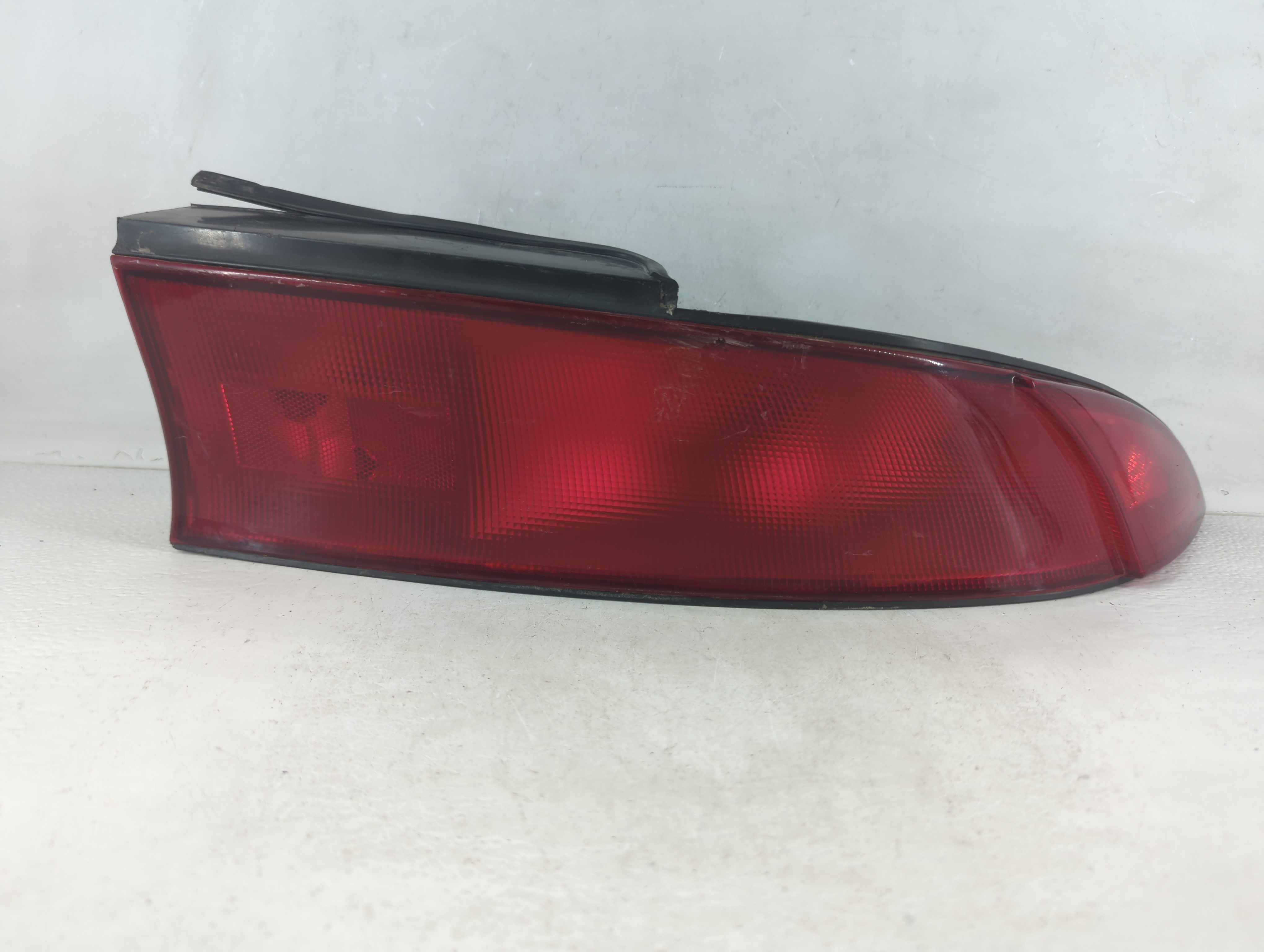 Picture of 1995-1999 Mitsubishi Eclipse Driver Left Side Tail Light Taillight Oem 1049327