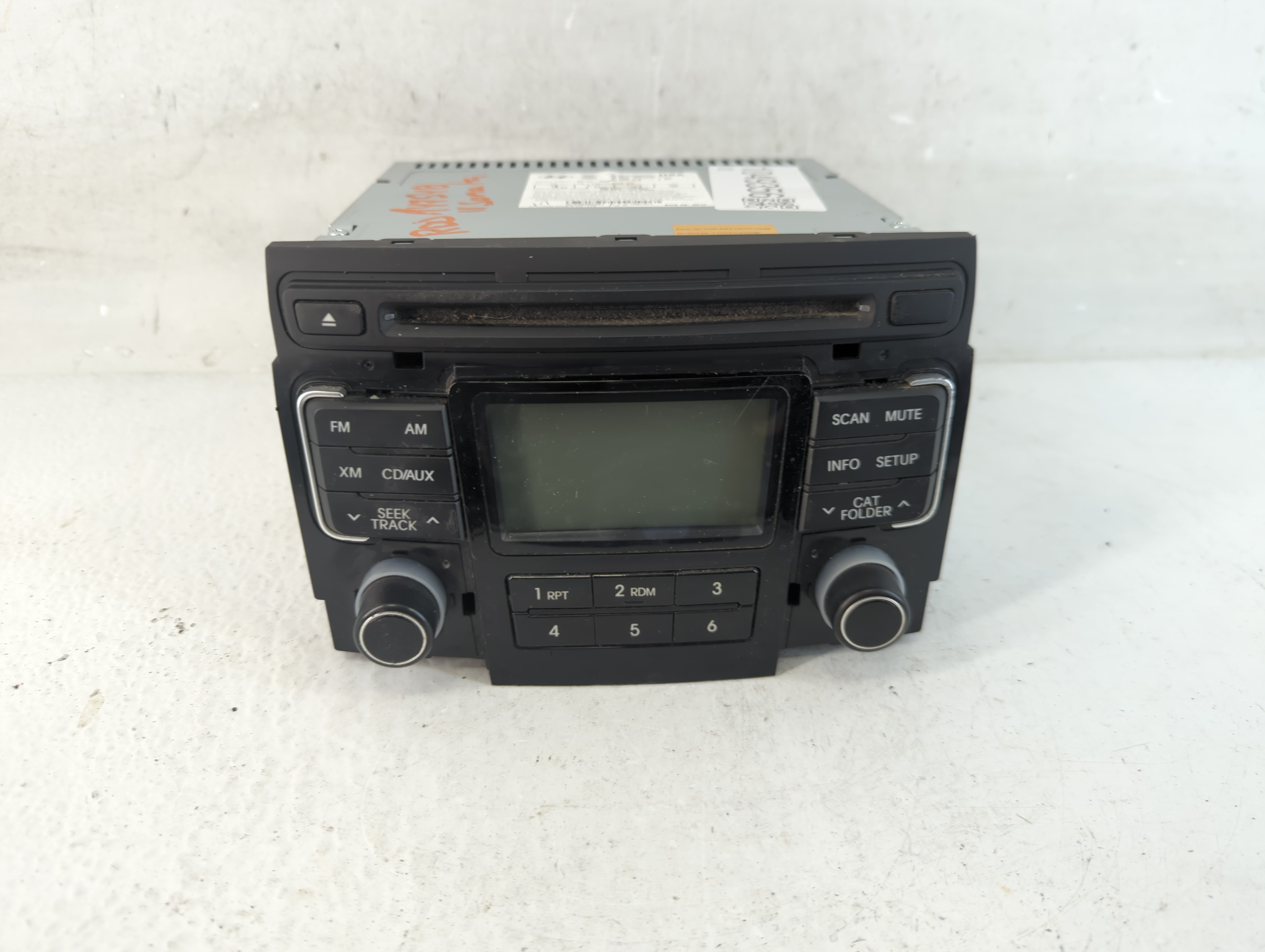 2011-2011 Hyundai Sonata Am Fm Cd Player Radio Receiver 1049356 - Oemusedautoparts1.com