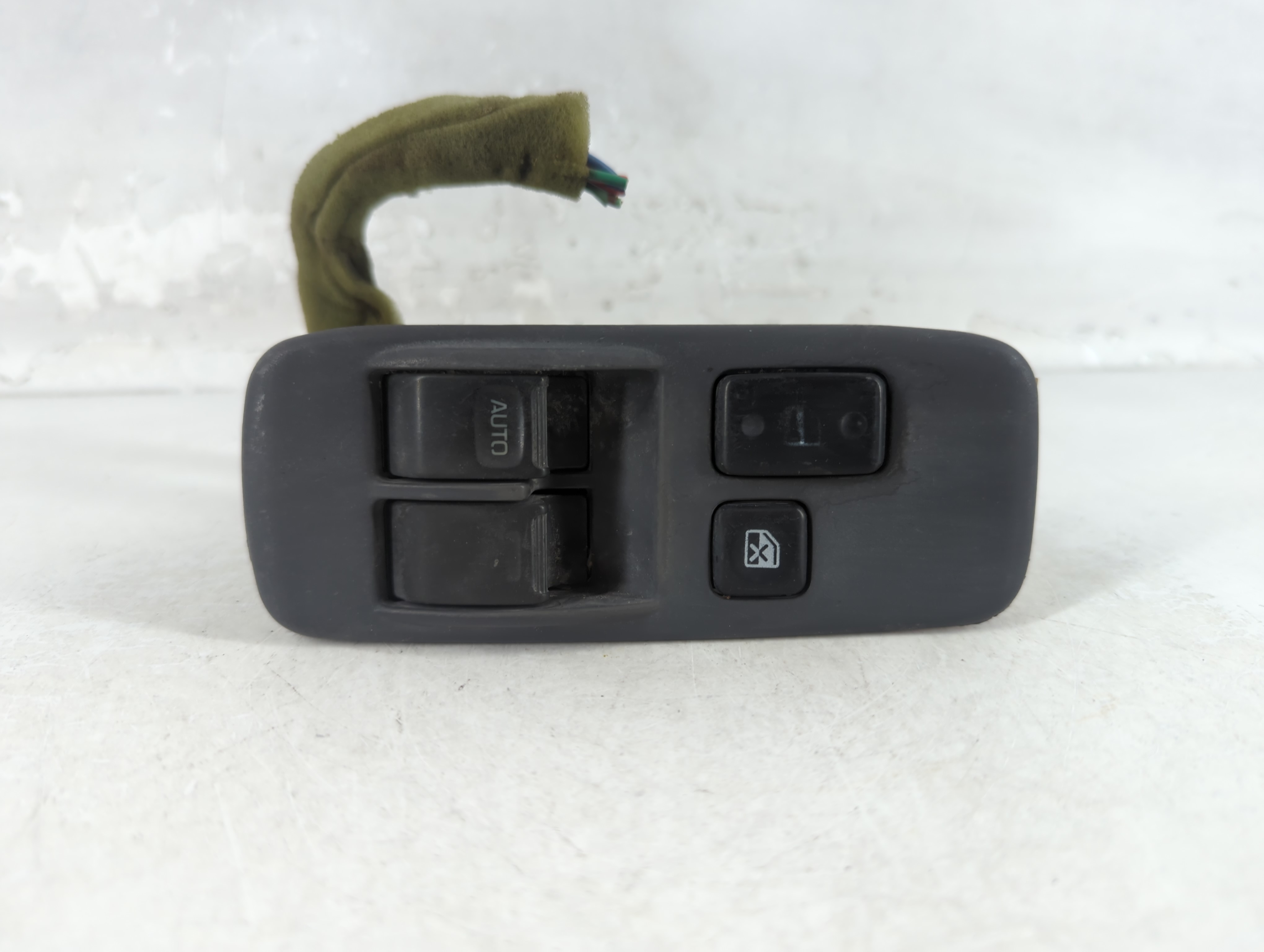 Picture of 1995 Toyota Camry Driver Left Door Master Power Window Switch 1049362