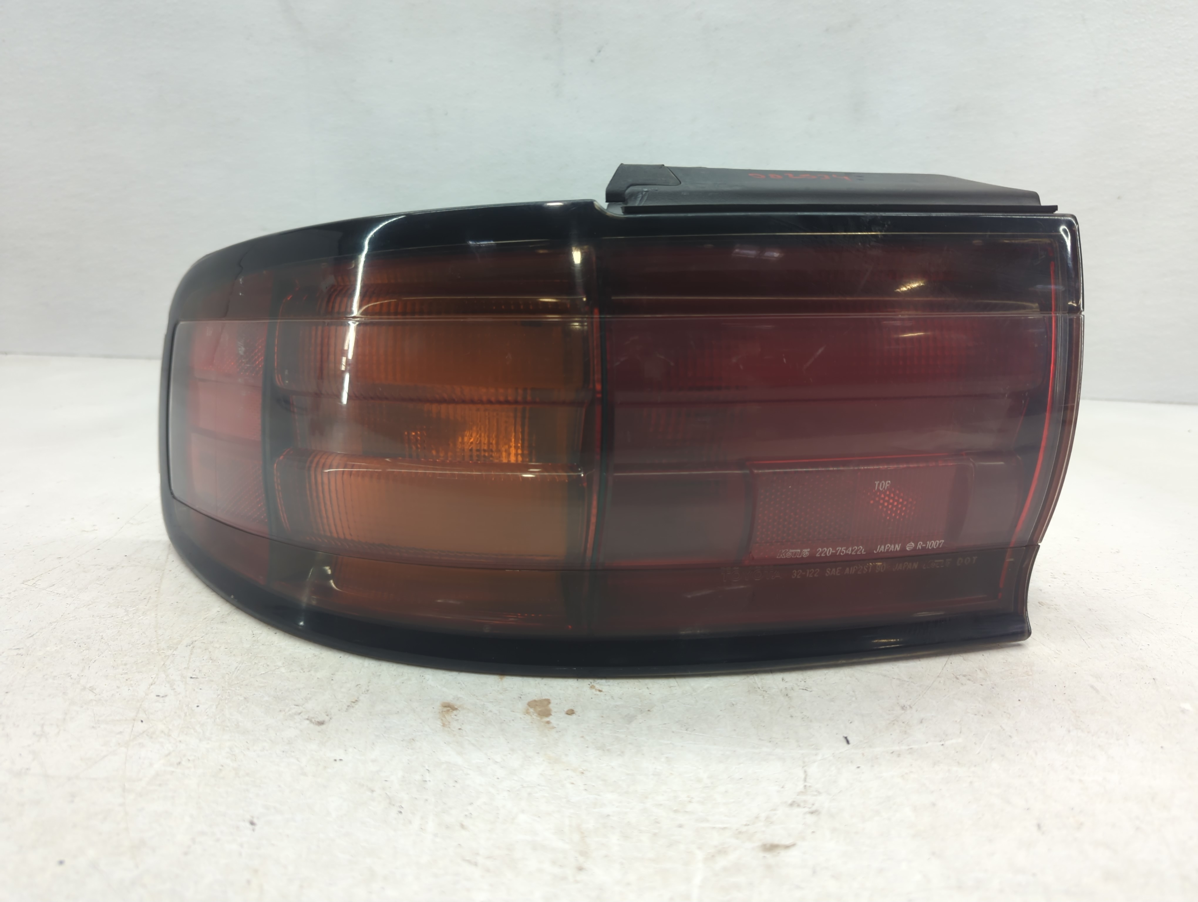 Picture of 1993 Toyota Camry Driver Left Side Tail Light Taillight Oem 1049379