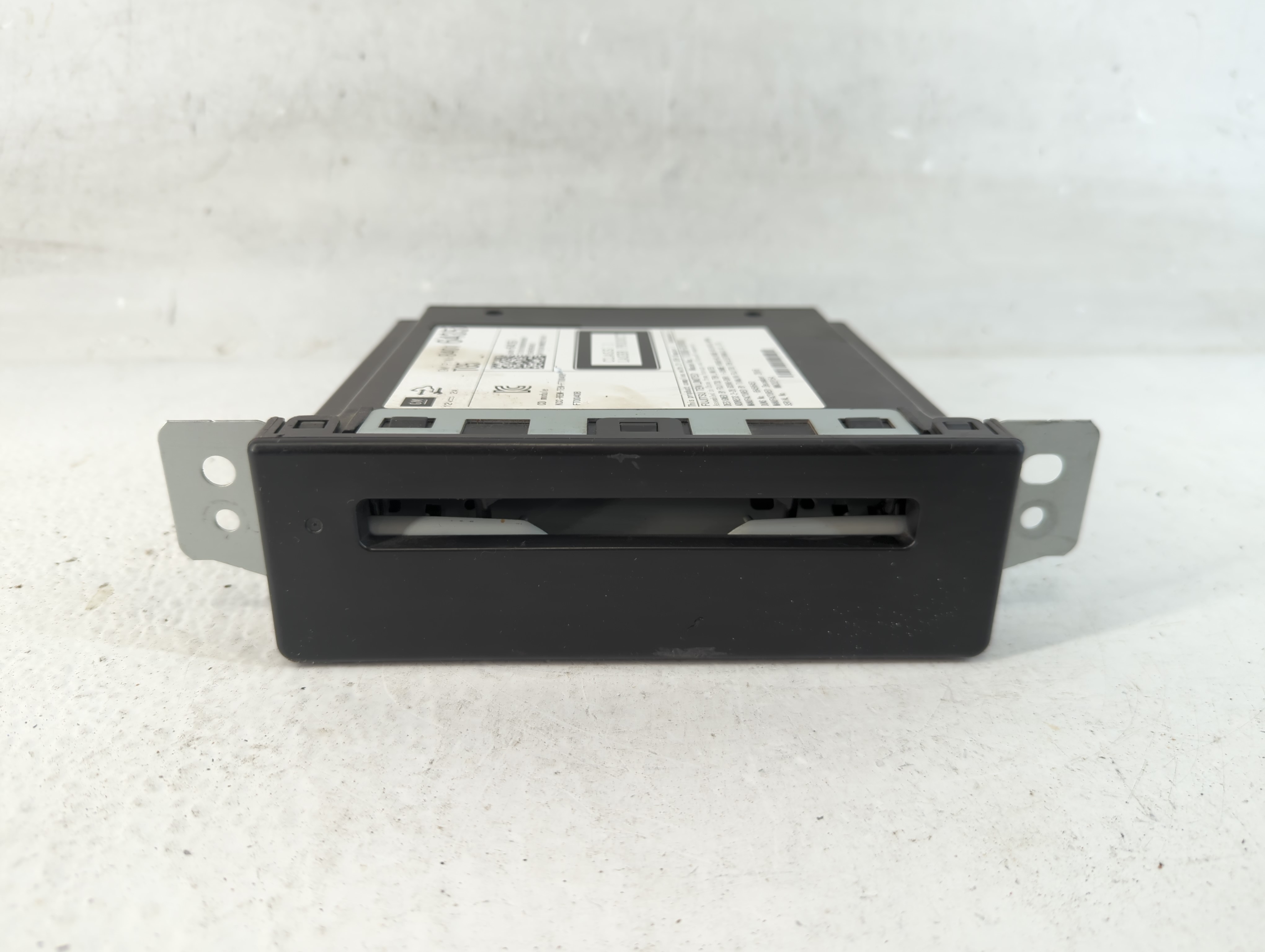 2015-2020 Cadillac Escalade Am Fm Cd Player Radio Receiver 1049390 - Oemusedautoparts1.com