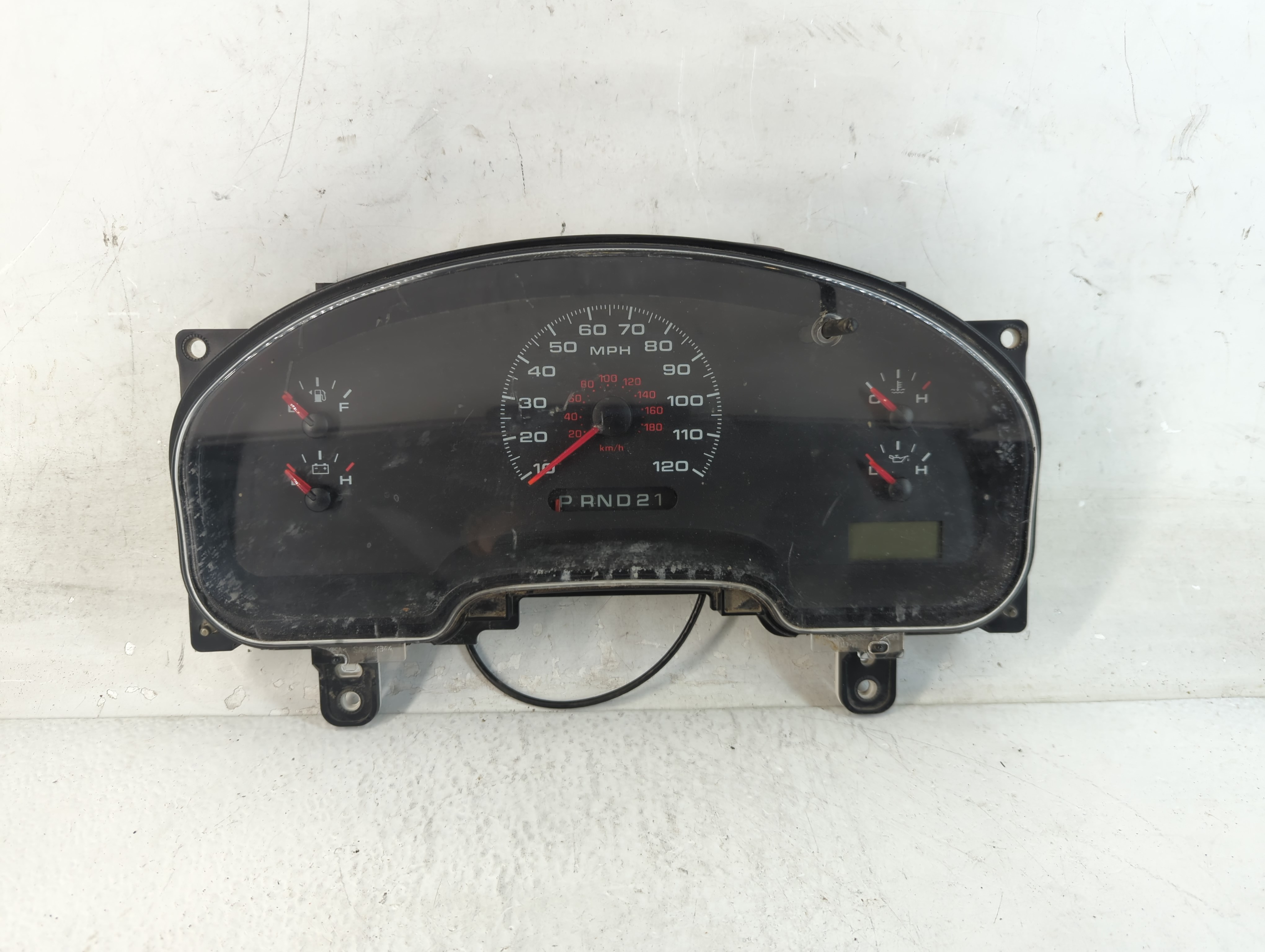 Picture of 2004-2005 Ford F-150 Speedometer Instrument Cluster Gauges 5l34-10849-gc 1049405