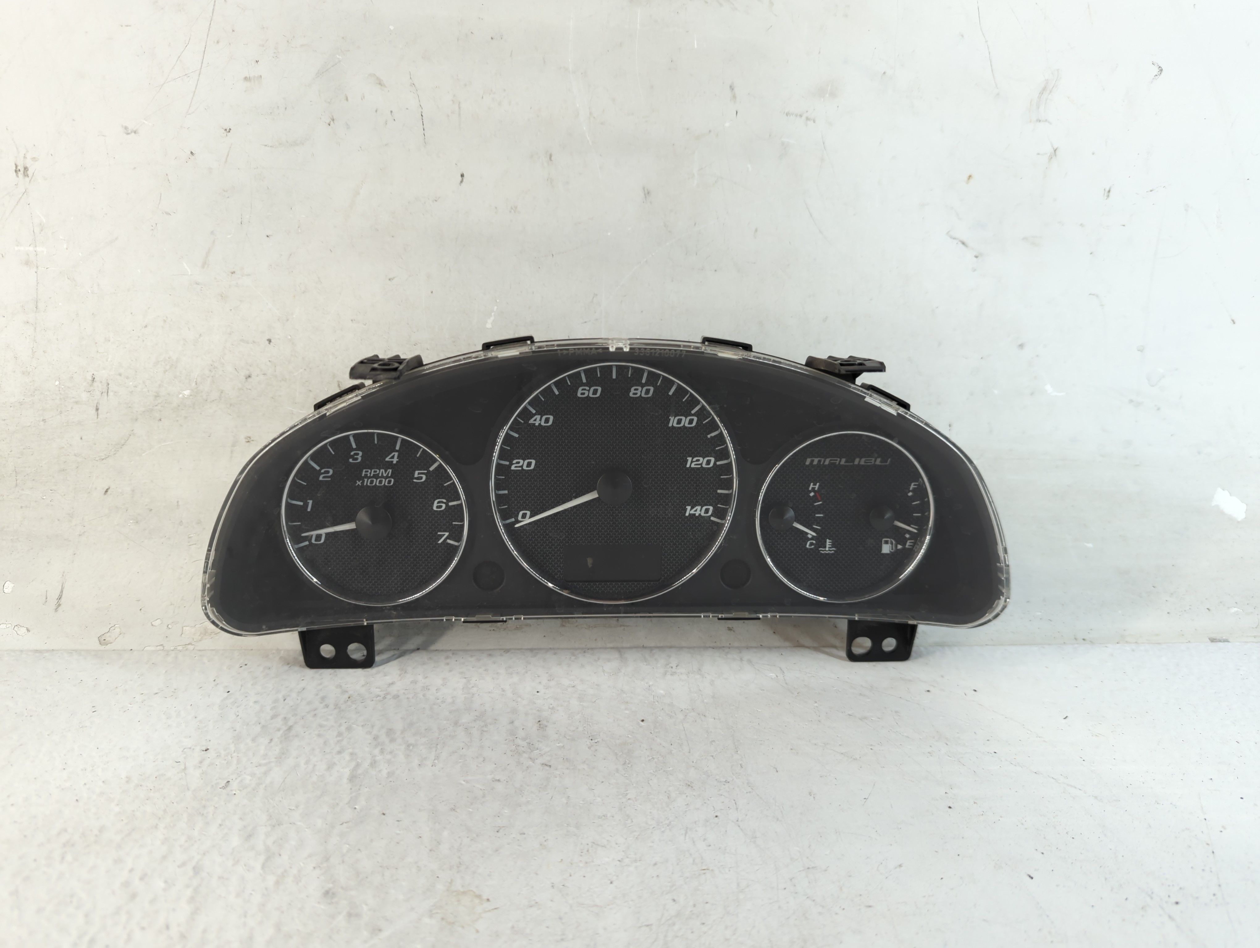 2004-2008 Chevrolet Malibu Speedometer Instrument Cluster Gauges 1049412 - Oemusedautoparts1.com