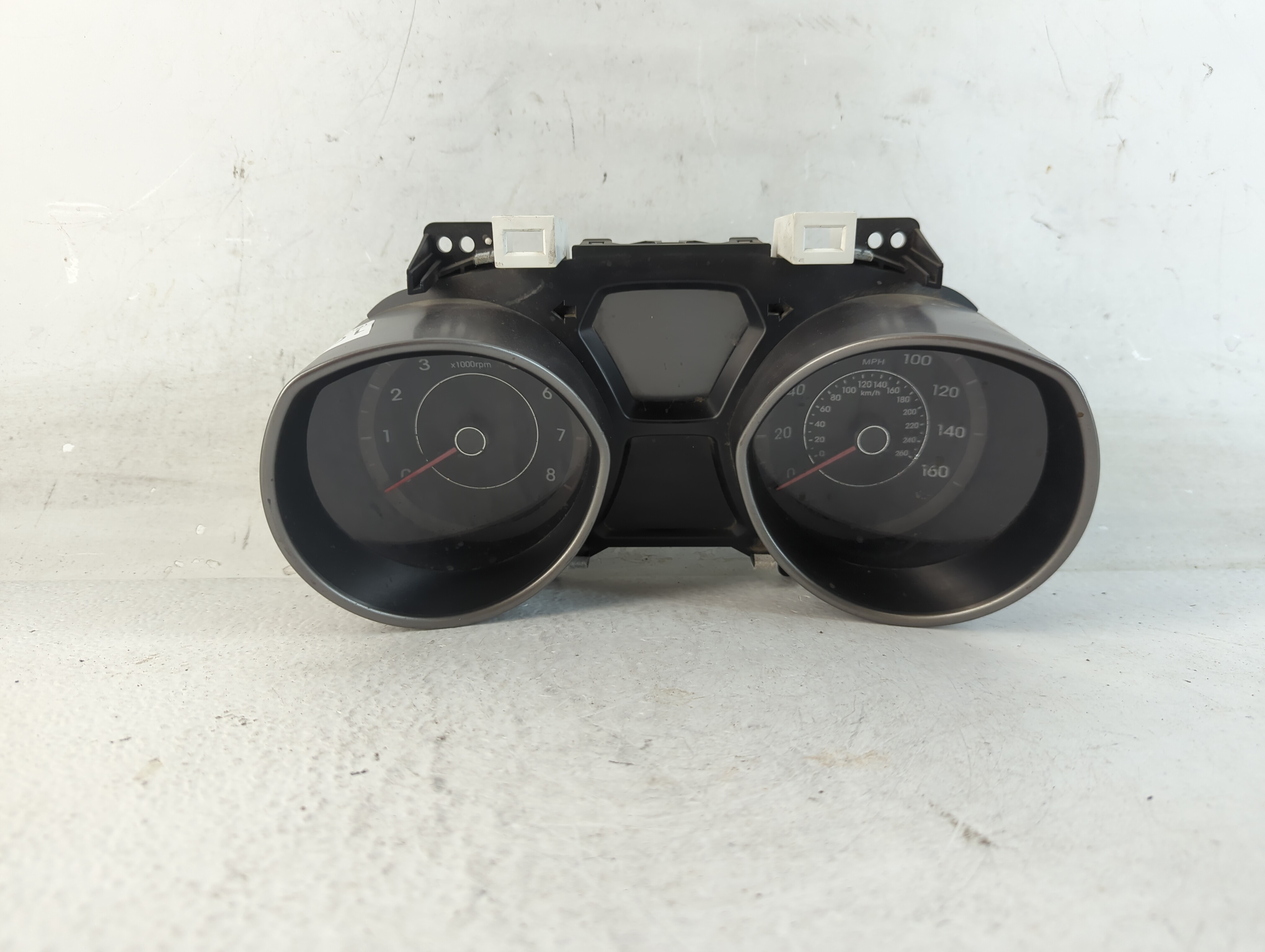 2011-2011 Hyundai Elantra Speedometer Instrument Cluster Gauges 1049423 - Oemusedautoparts1.com