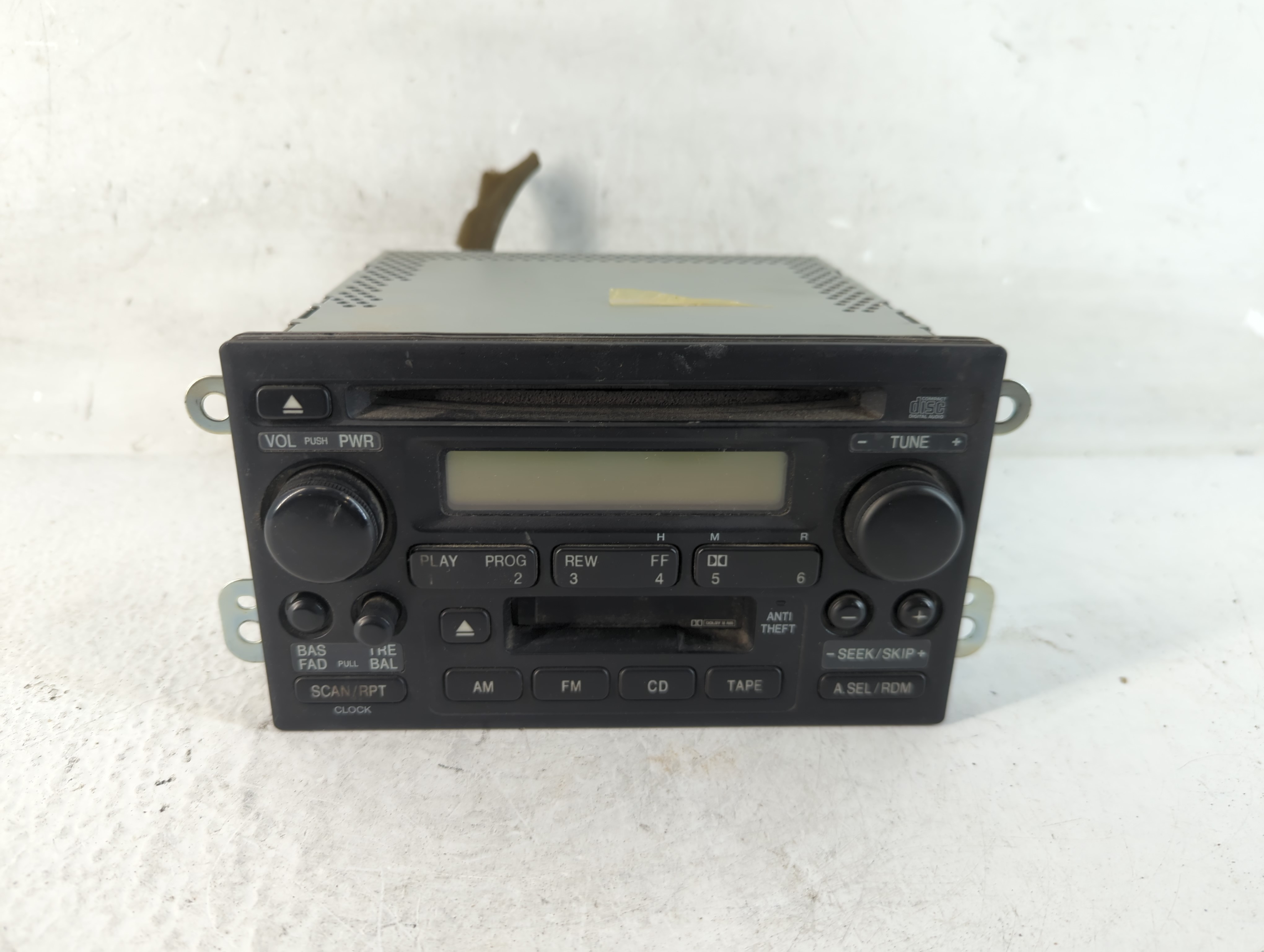 Picture of 2002-2004 Honda Cr-v Am Fm Cd Player Radio Receiver 1049424