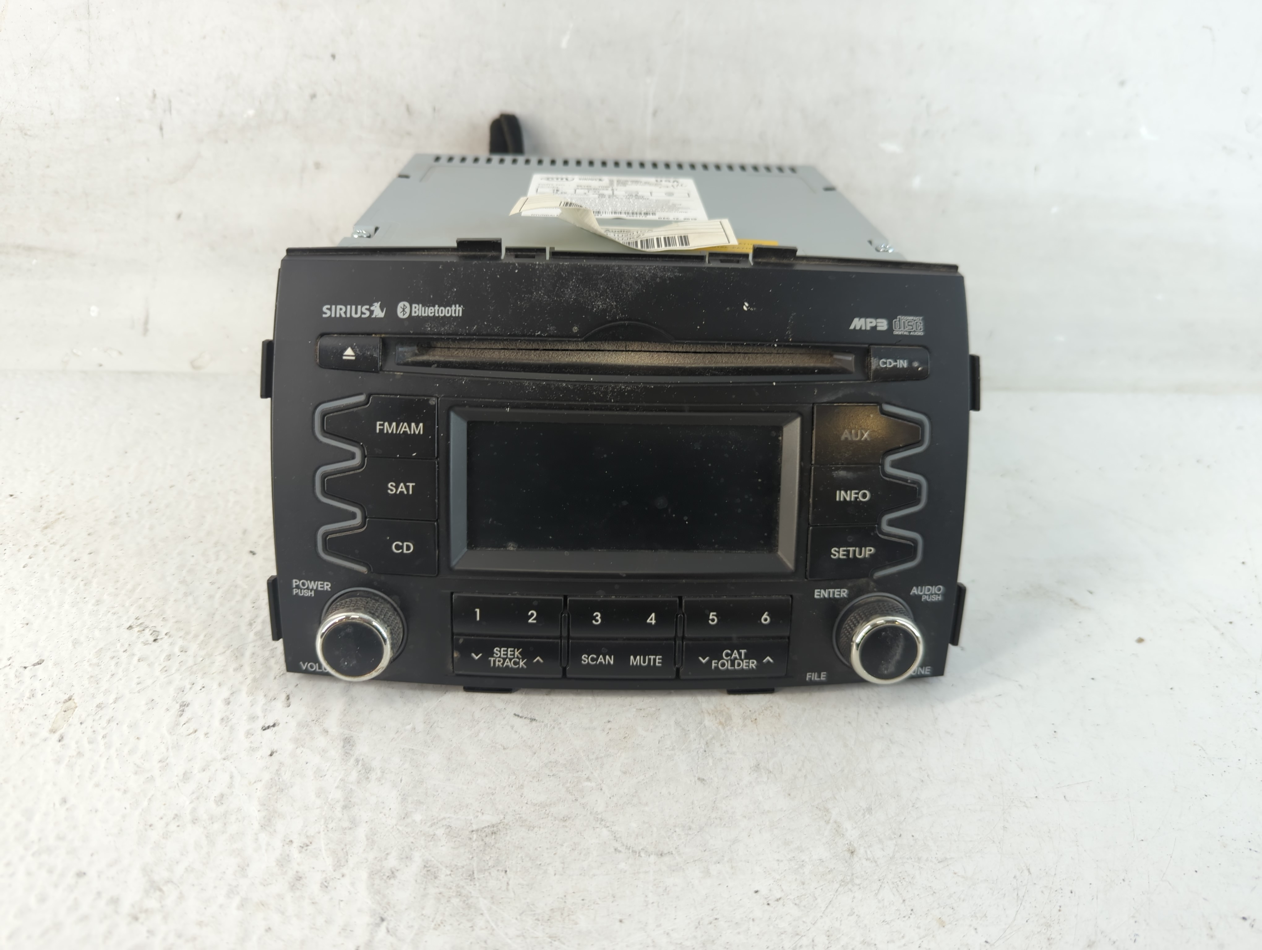 2011-2013 Kia Sorento Am Fm Cd Player Radio Receiver 1049428 - Oemusedautoparts1.com
